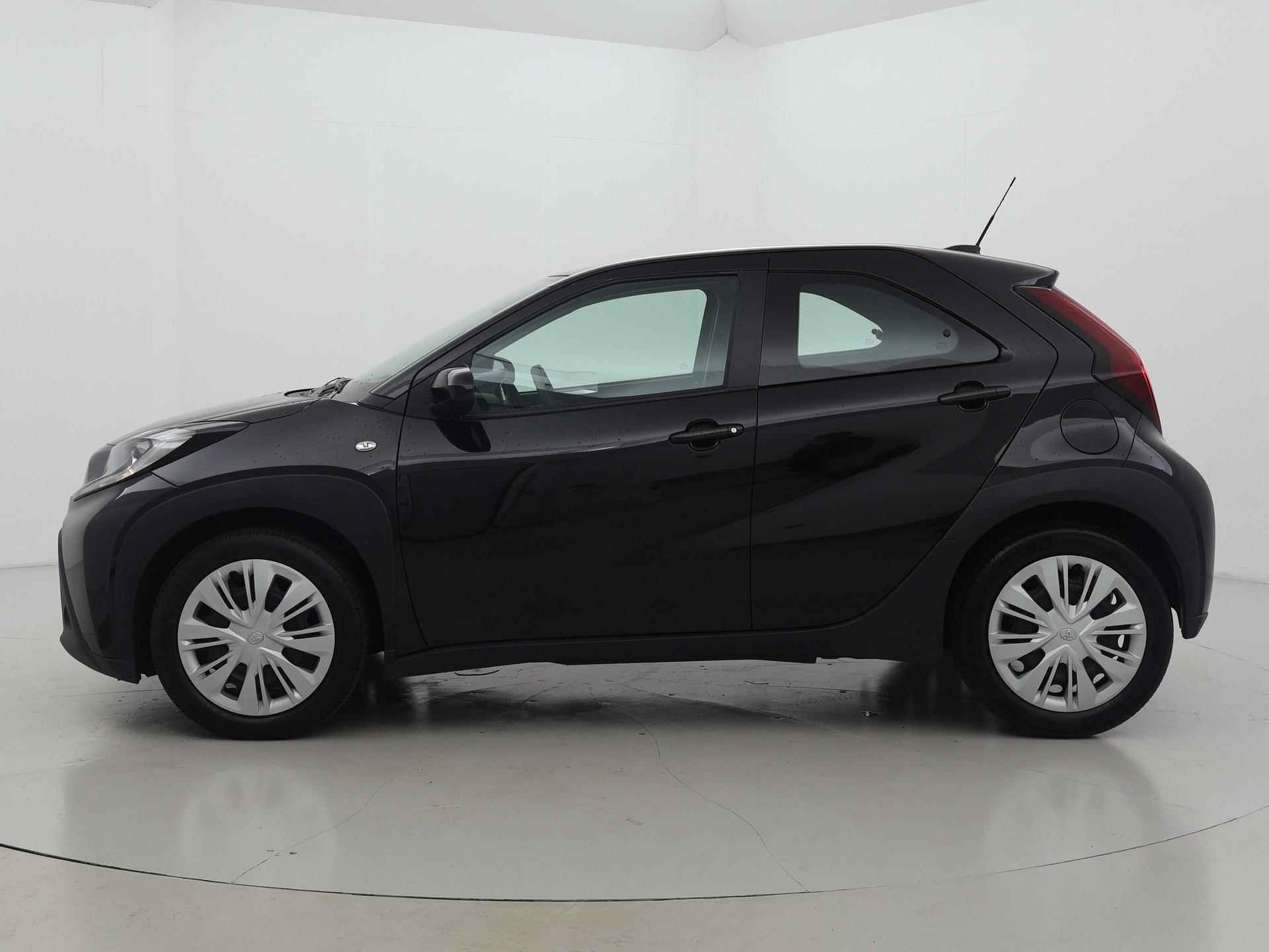 Toyota Aygo X 1.0 VVT-i MT play Apple\Android 5drs - 18/34