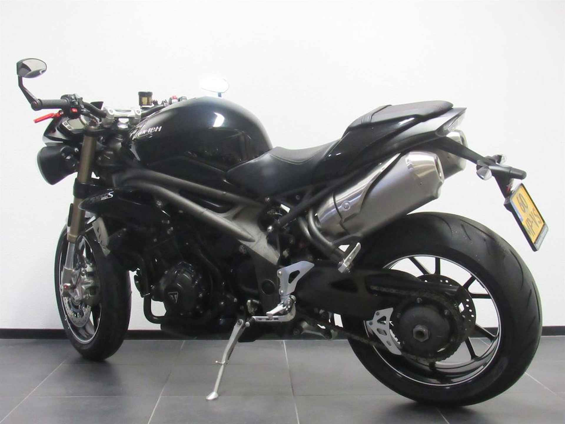 Triumph SPEED TRIPLE S - 5/7