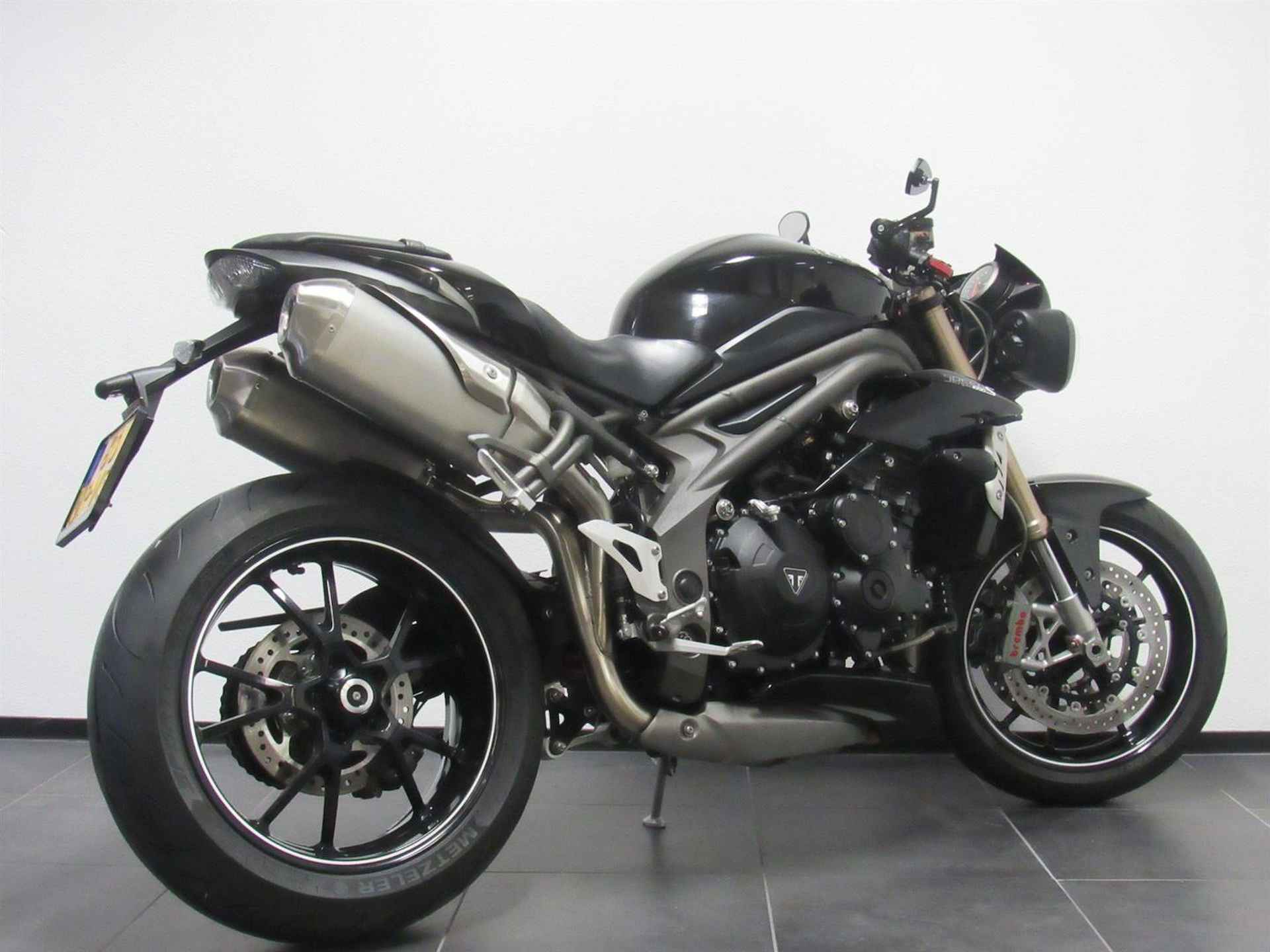 Triumph SPEED TRIPLE S - 2018 - 6/7