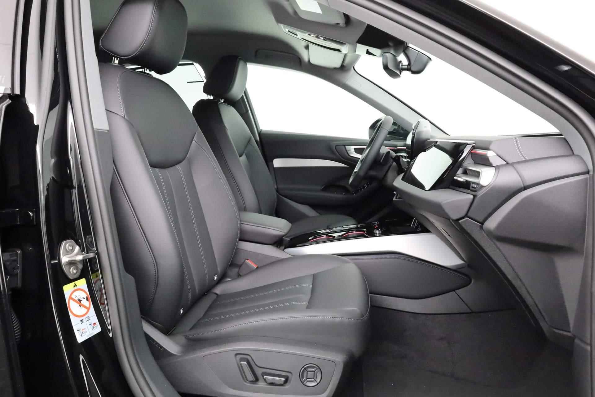 Audi A5 Limousine  35 TFSI 150PK Advanced edition | Stoelen voor, elekt. verstelb. | Standaardst zwart leder-kunstl | Ambiente lichtpakket plus - 36/43