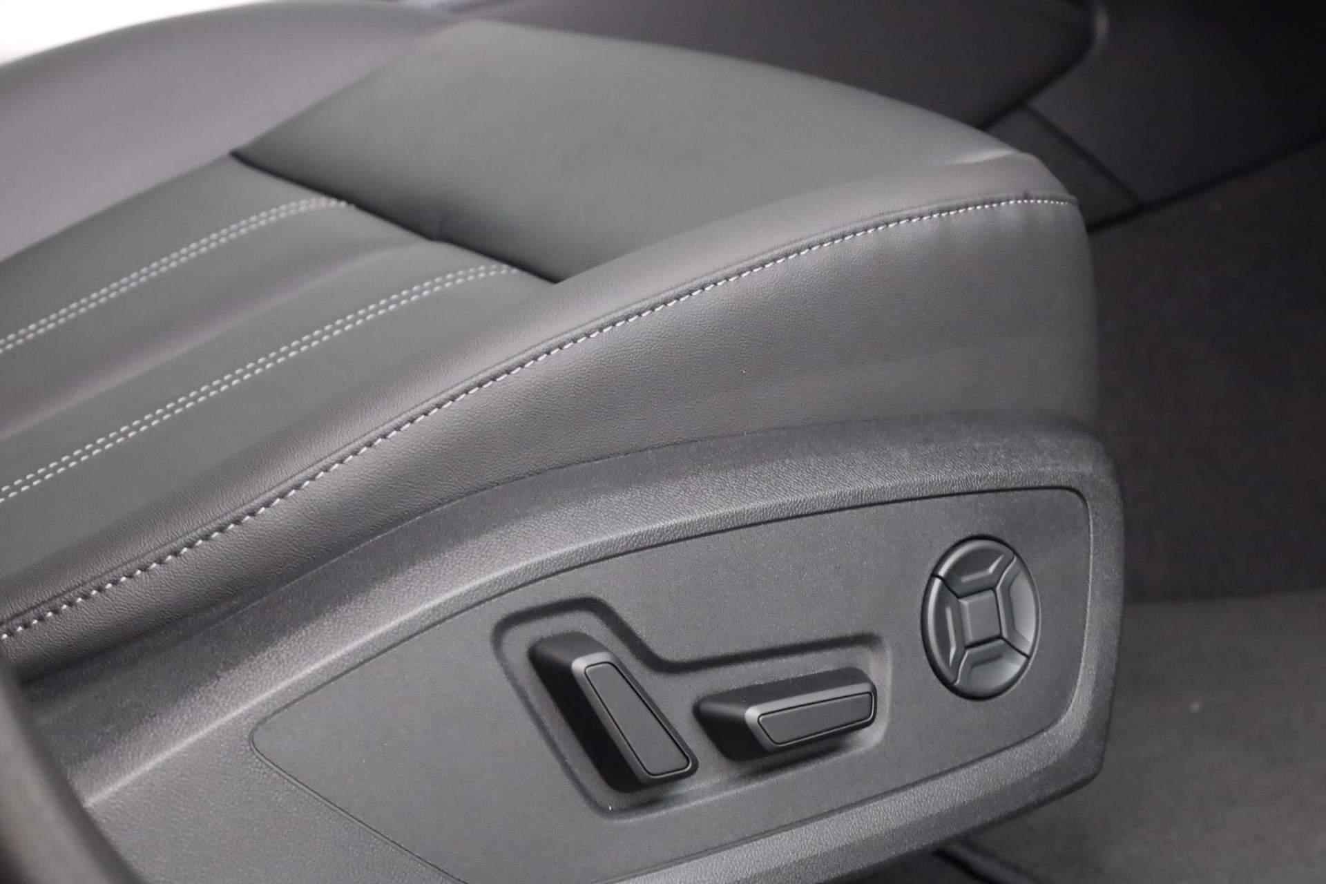 Audi A5 Limousine  35 TFSI 150PK Advanced edition | Stoelen voor, elekt. verstelb. | Standaardst zwart leder-kunstl | Ambiente lichtpakket plus - 37/43