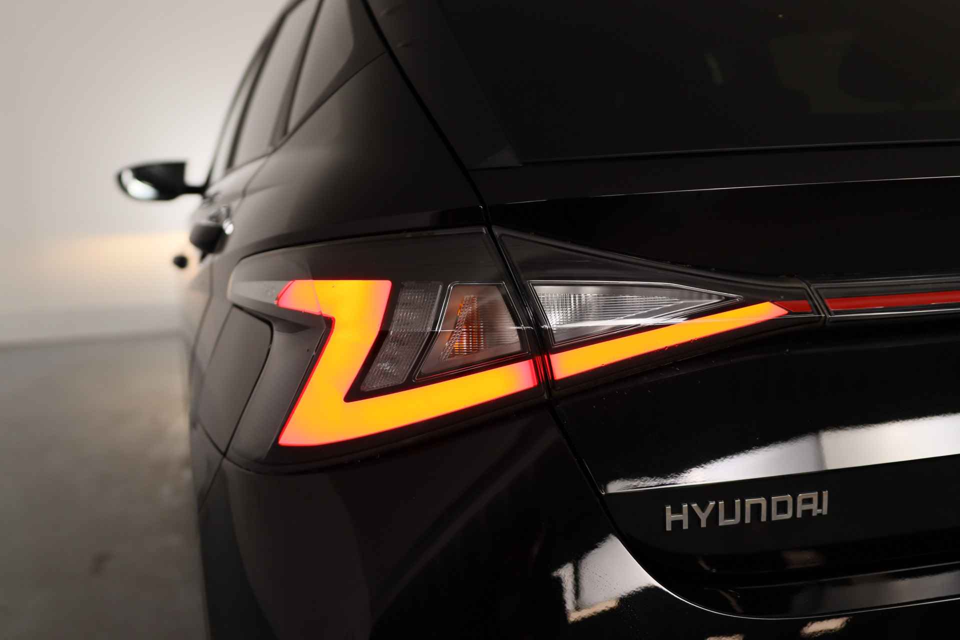 Hyundai i20 1.0 T-GDI N Line | Navigatie | Camera | Airco | BLIS | Cruise | DAB+ | Lichtmetalen Velgen - 25/38