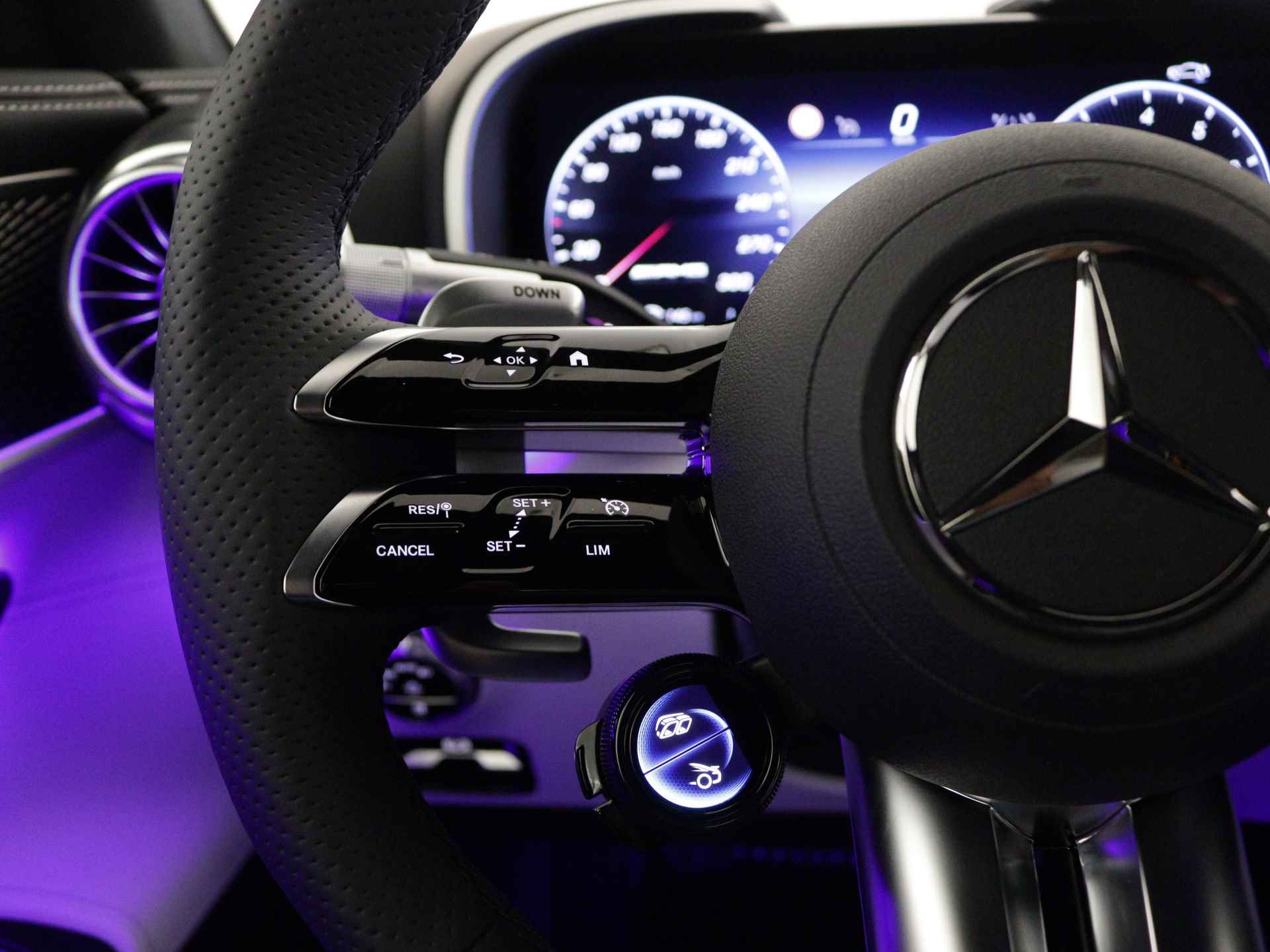 Mercedes-Benz SL-Klasse Roadster 43 | V8 Stylingpakket exterieur | AMG High Performance remsysteem | Veiligheidsgordels nevagrijs | AMG Nightpakket |  Remklauwen zilver | ENERGIZING-pakket plus | Memorypakket | Burmester Surround Sound systeem | - 19/42
