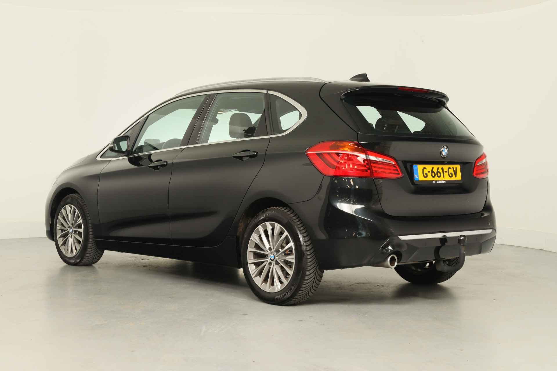 BMW 2 Serie Active Tourer 218i High Executive Luxury Line | Trekhaak Afn | HUD | Leder | Sportstoelen | Led | Stoelverwarming | Dealer Onder - 5/36