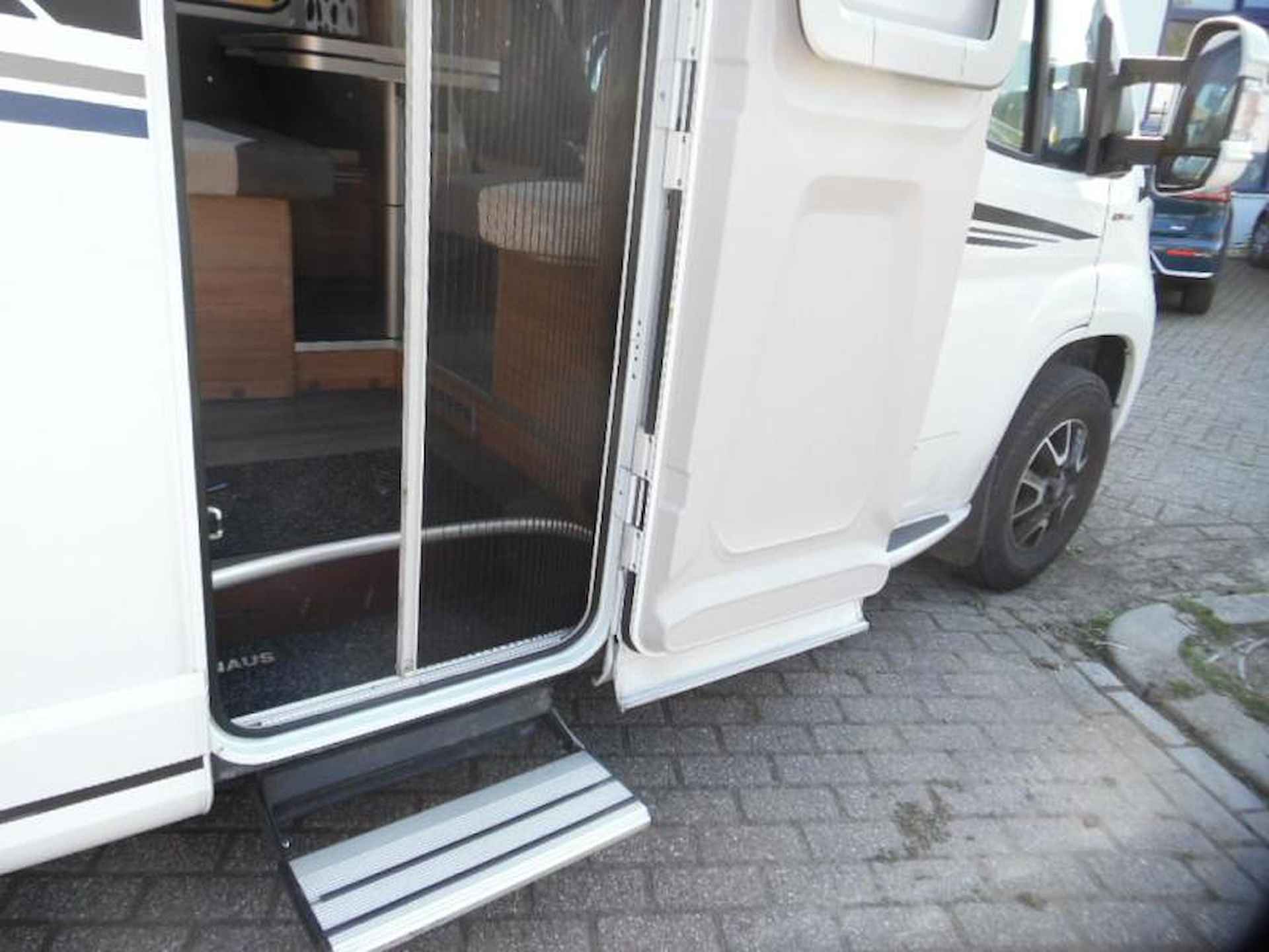 Knaus Vansation 650 MEG Luxe 2 persoons camper - 12/25