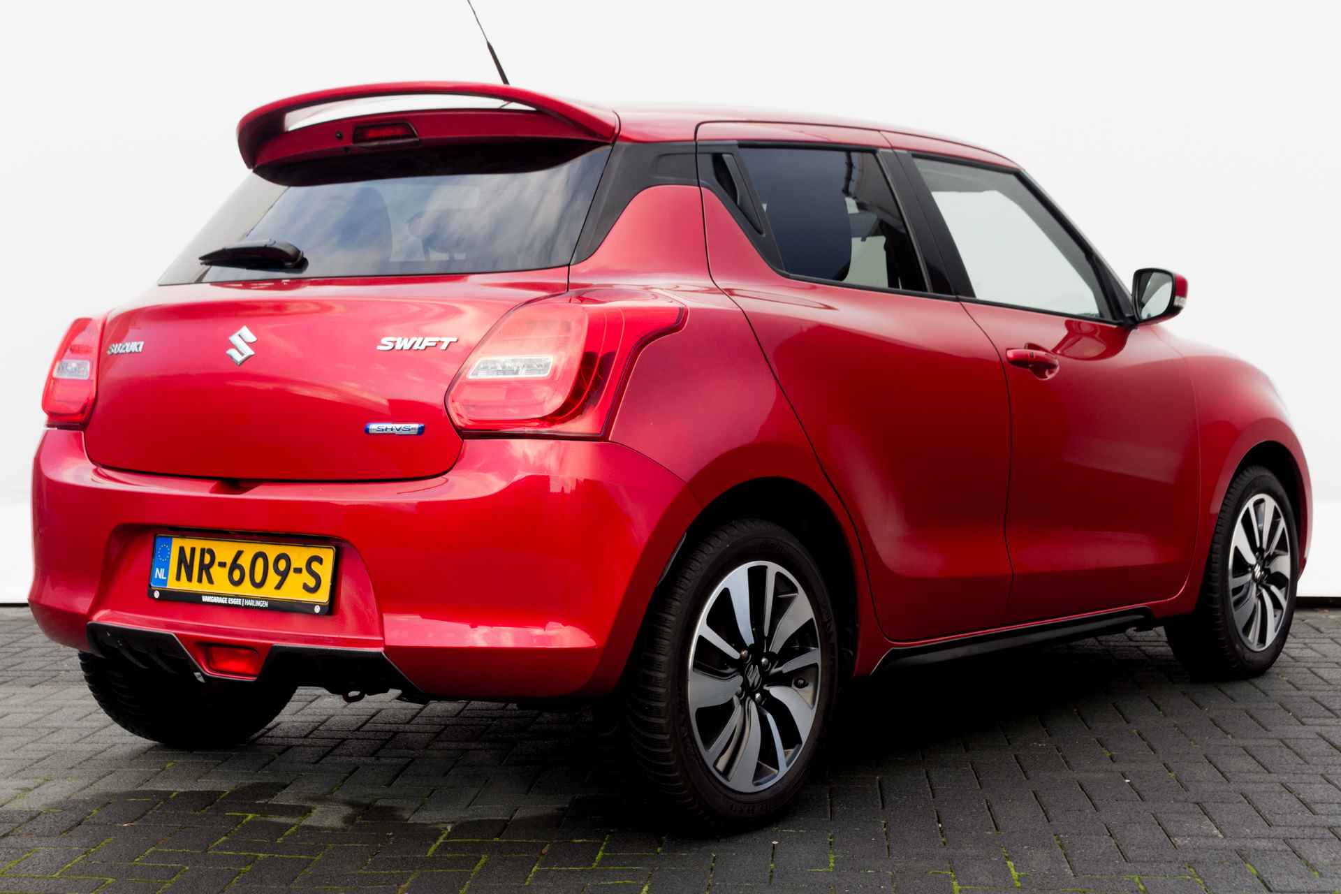 Suzuki Swift 1.0 112 PK Stijl Smart Hybrid RIJKLAAR. | Clima | 16 inch Lmv | Cr control | Navigatie | ST Verwarming | - 7/32