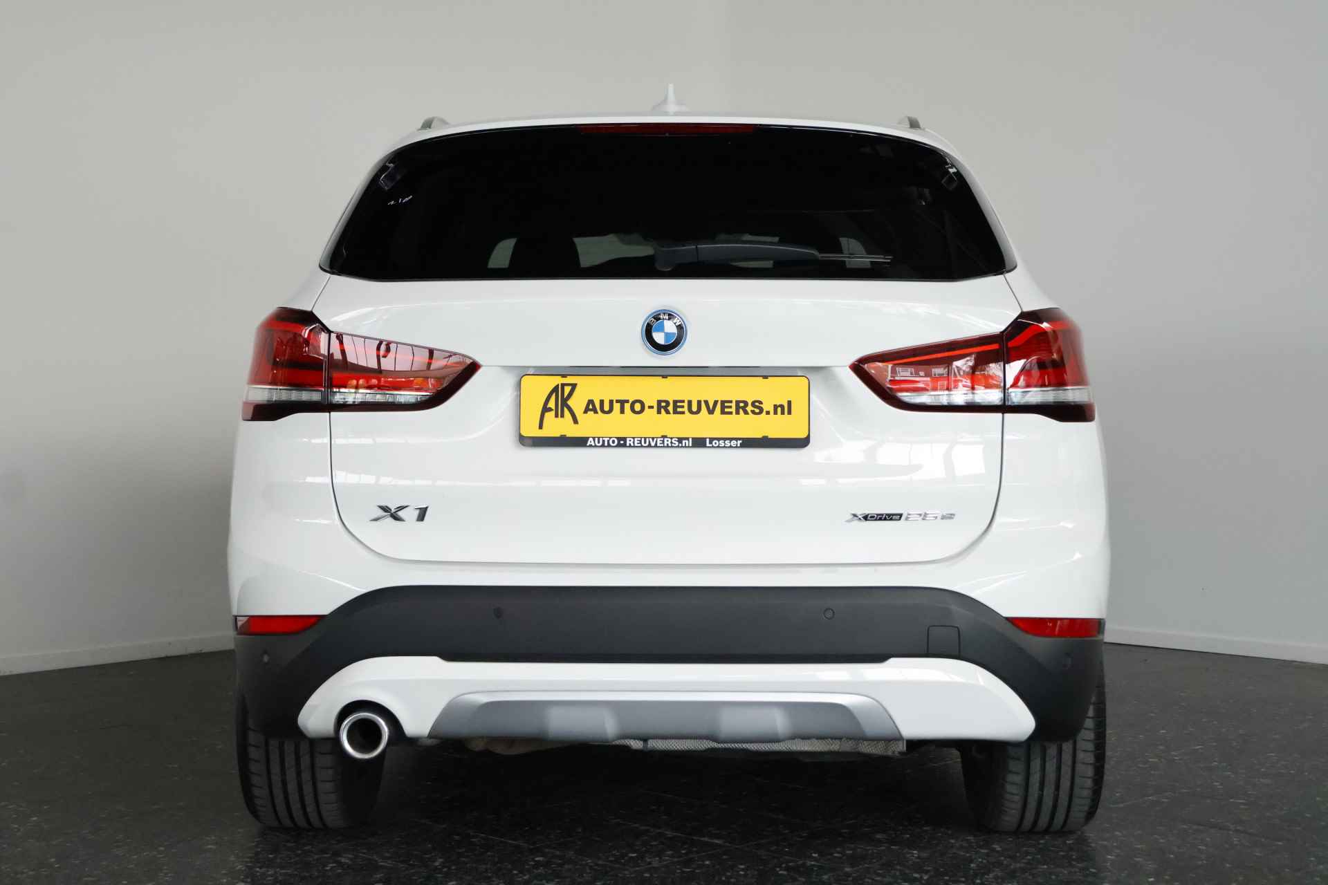 BMW X1 xDrive25e X-Line / Navi / Cruise / LED / Trekhaak - 5/23