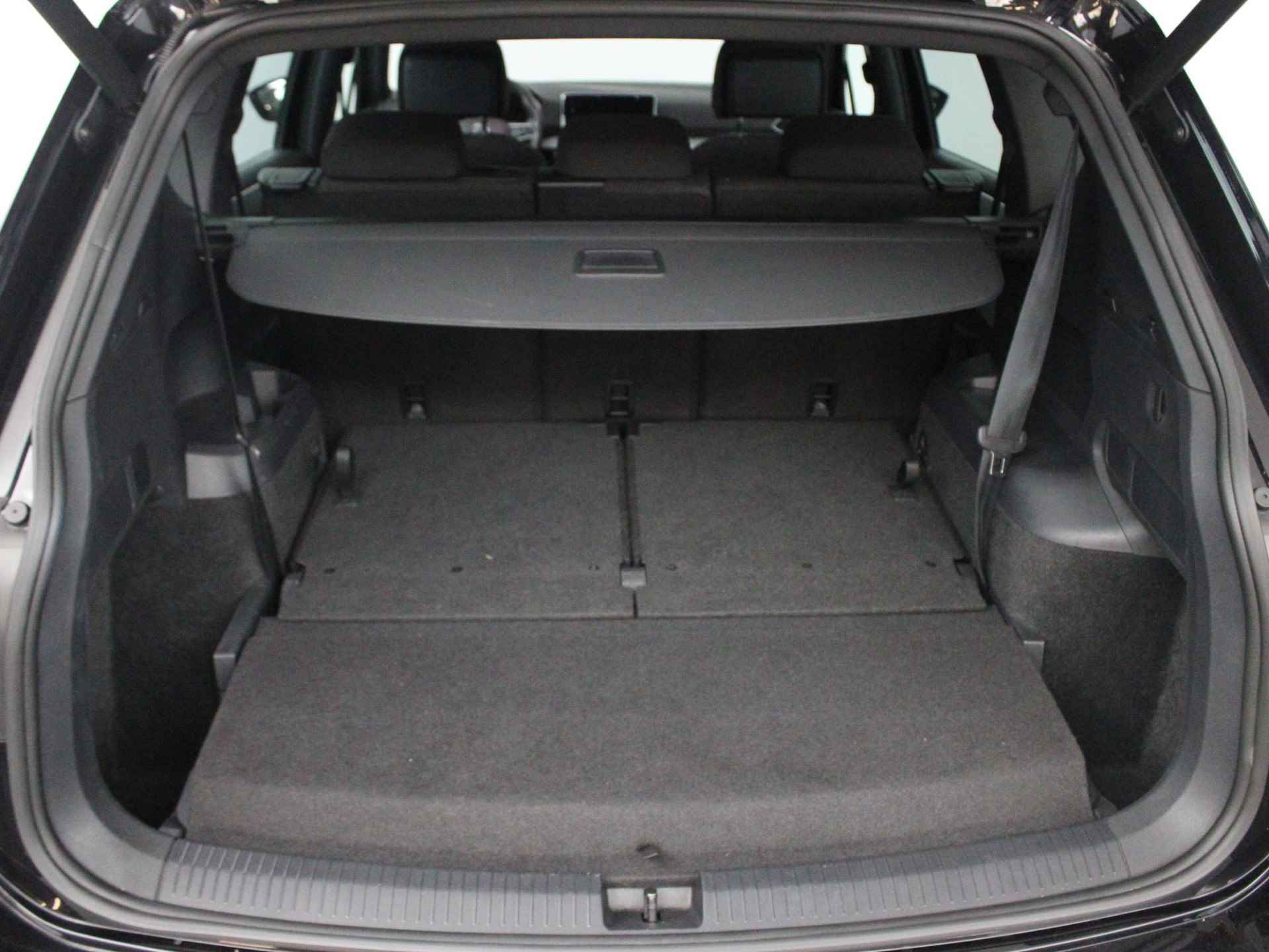 SEAT Tarraco 1.5 TSI 150PK Style 7 persoons | Navi | PDC + camera | Trekhaak | El.achterklep | Cruise | Bluetooth | Business Pack | - 38/42