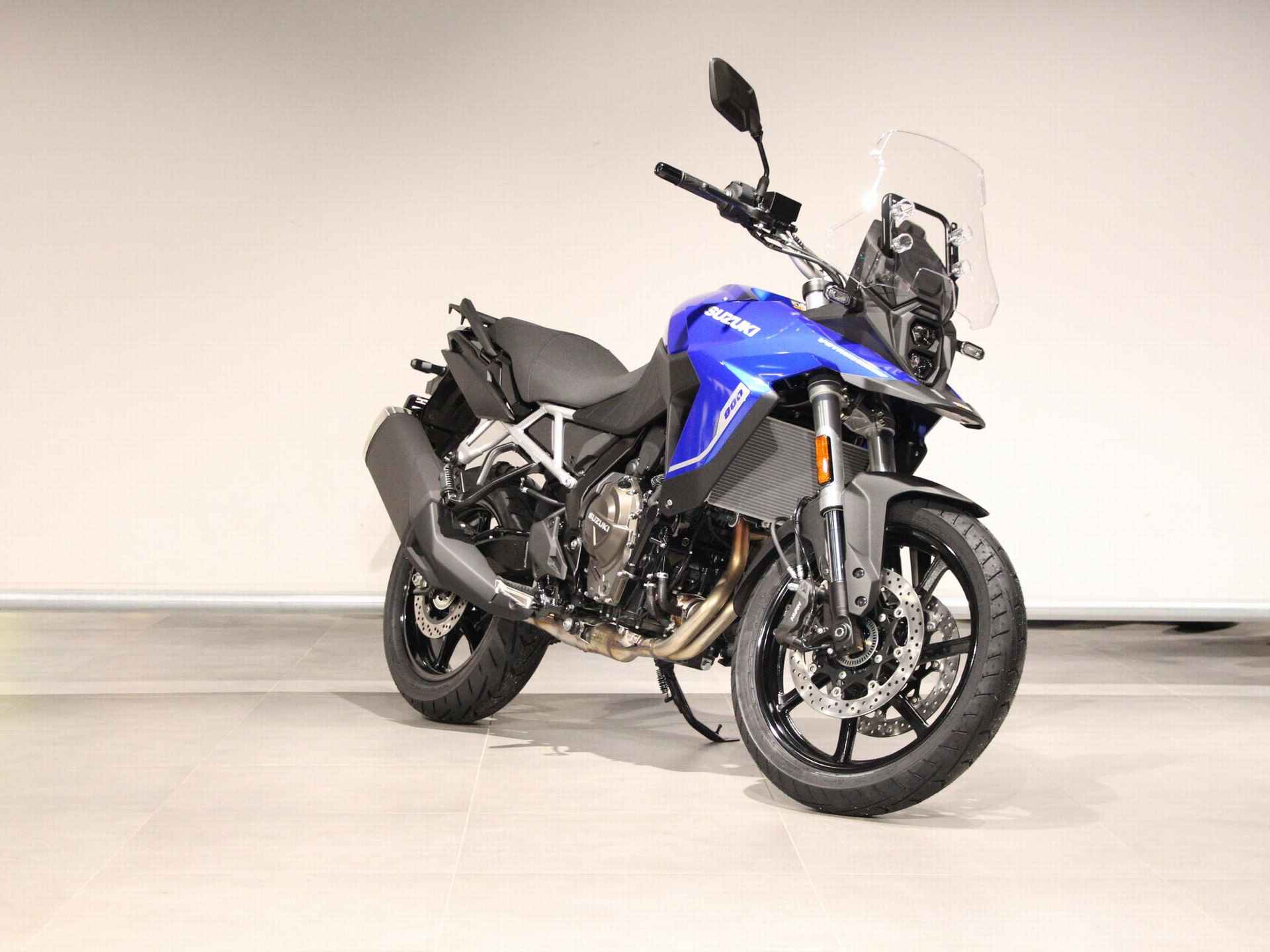 Suzuki V-STROM 800 - 2/13