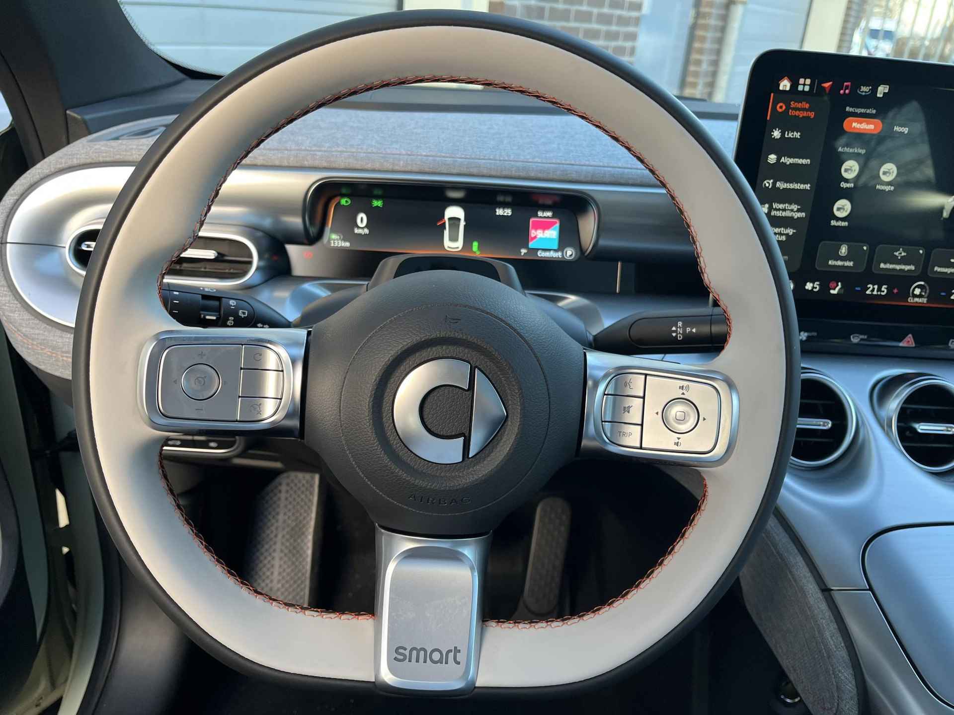 smart #3 Pro | Panoramisch Dak | CyberSparks LED Koplampen | 360° Camera | Adaptieve Cruise Control | Dodehoekdetectie | Apple CarPlay | Android Auto | Elektrische Verstelbare Voorstoelen | Stoelverwarming | Stuurverwarming | Elektrisch Bedienbare Achterklep - 12/12