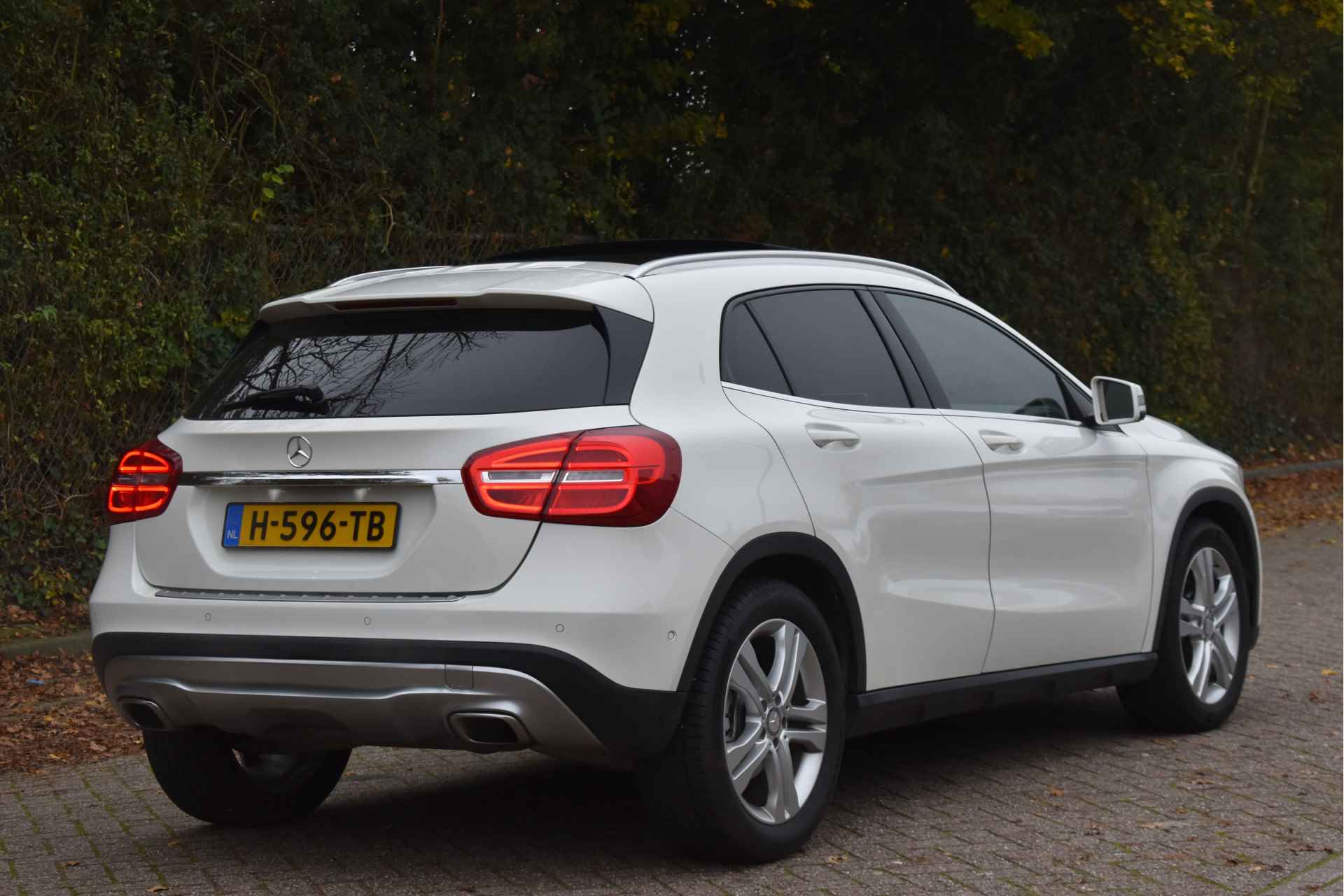 Mercedes-Benz GLA 180 Ambition | Open dak | Stoelverwarming | Nav | Cruise Contr | Xenon | PDC rondom - 8/62