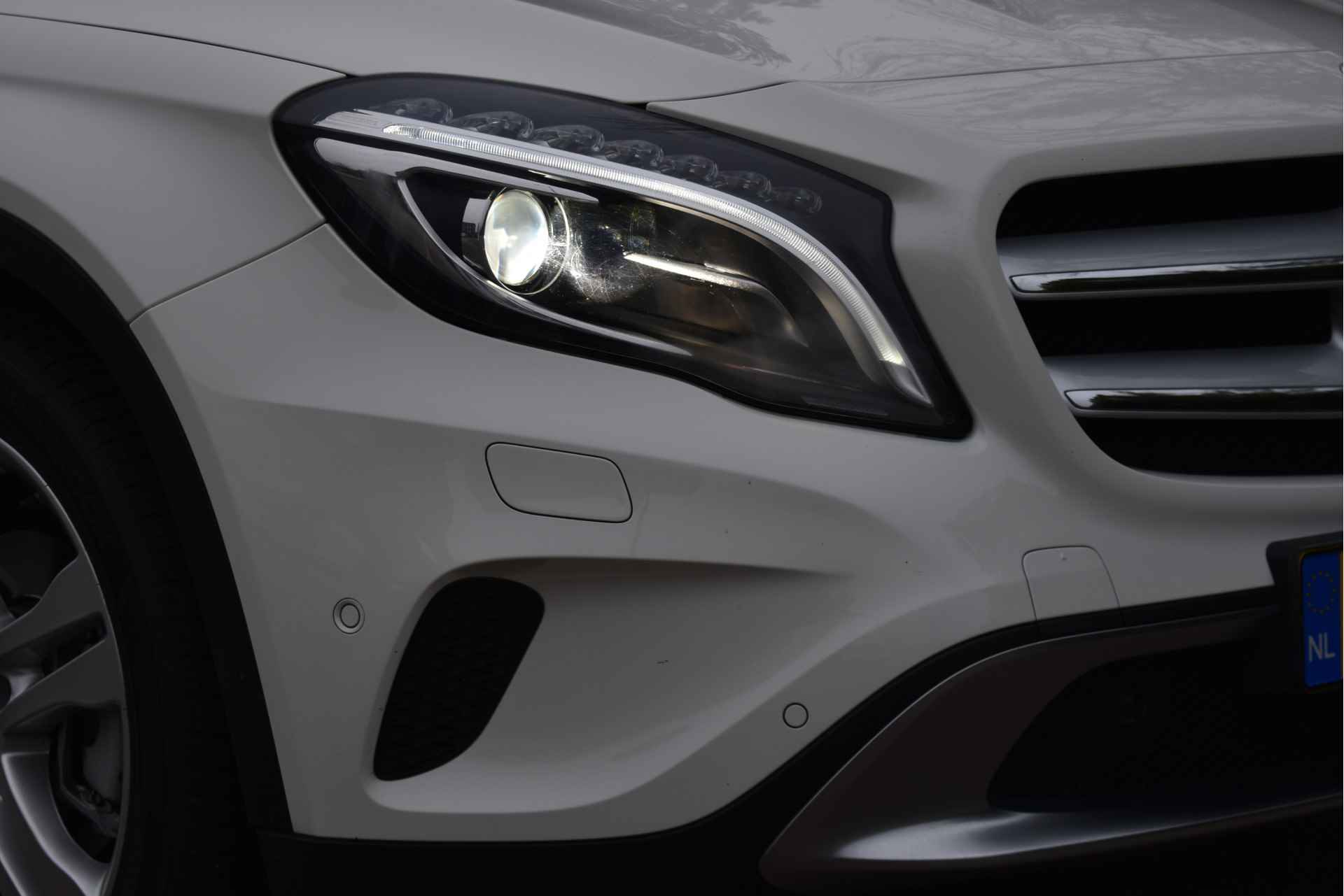 Mercedes-Benz GLA 180 Ambition | Open dak | Stoelverwarming | Nav | Cruise Contr | Xenon | PDC rondom - 31/62