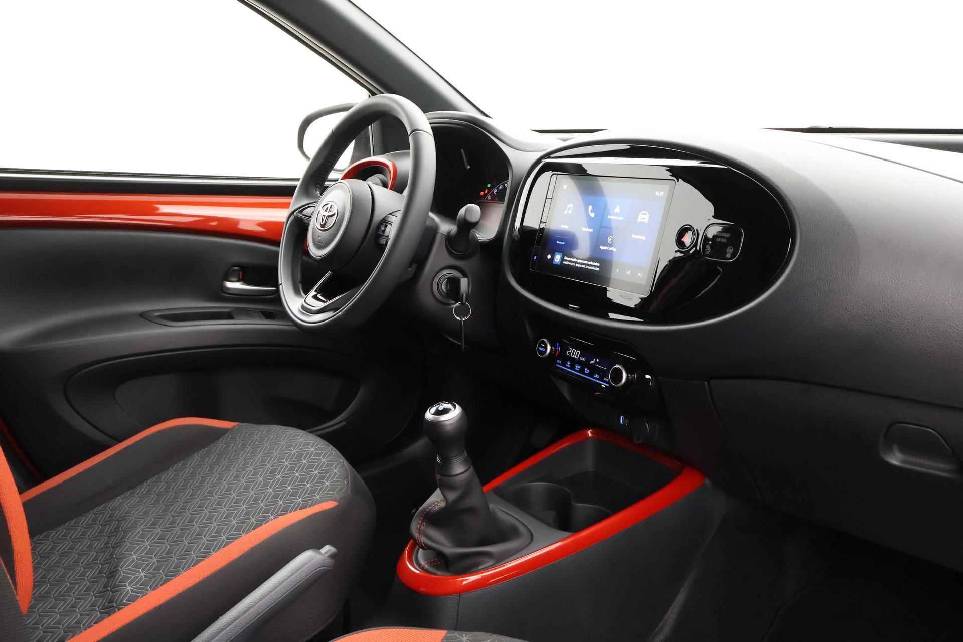 Toyota Aygo X 1.0 VVT-i MT Pulse | Apple Carplay / Android Auto | 18 inch - 28/32