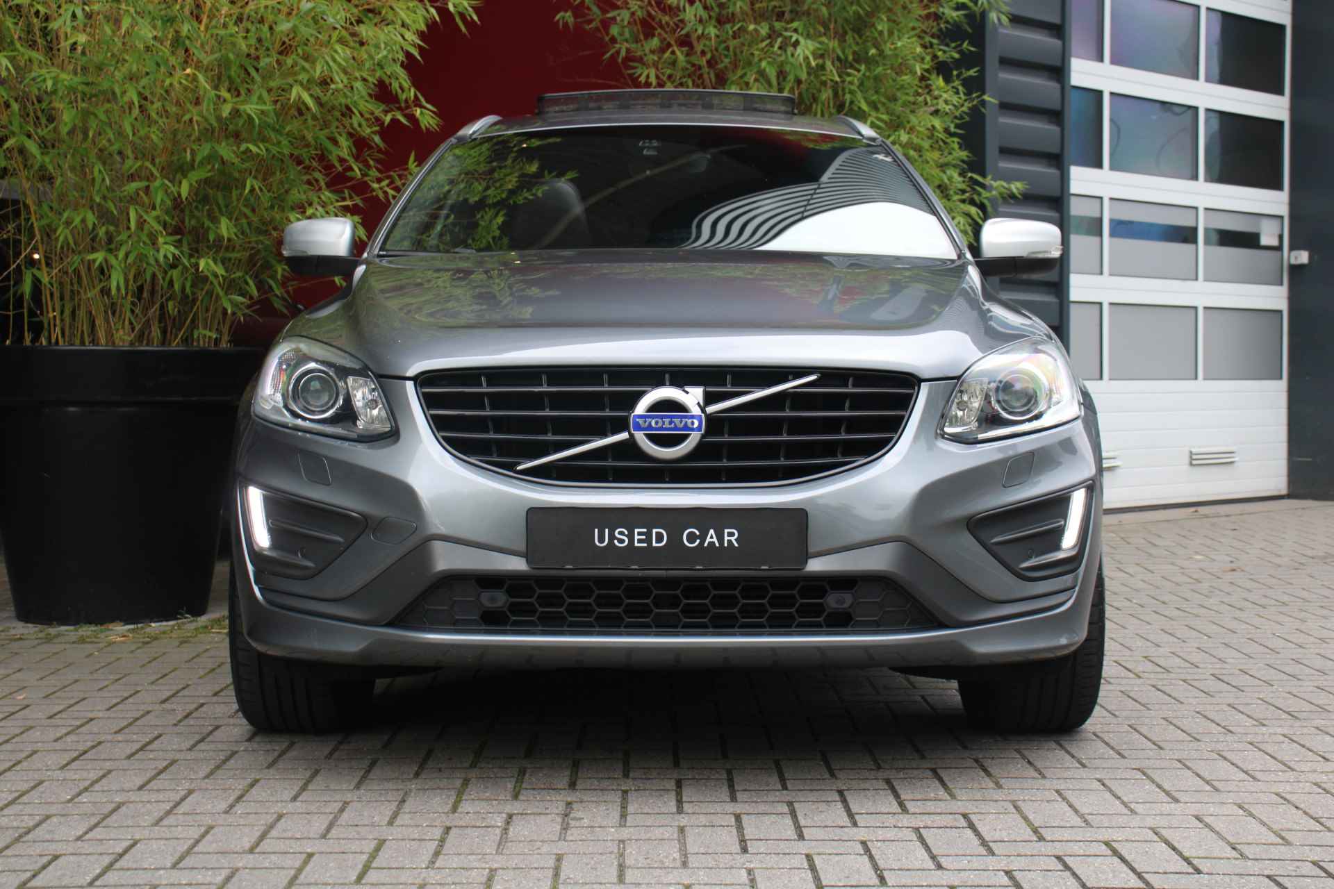 Volvo XC60 2.0 T5 R-Design | Standkachel | Schuifdak | Camera | Elektrische stoelen | Xenon - 10/22