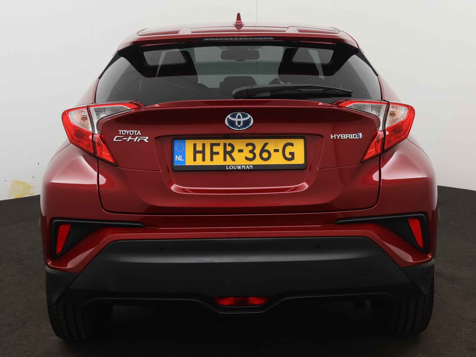 Toyota C-HR 1.8 Hybrid Dynamic | Dodehoek Ass. | LM velgen | Parkeersensoren | Stoel en stuurwiel verwarmd | Cruise Control Adaptief | Climate Control | - 38/46