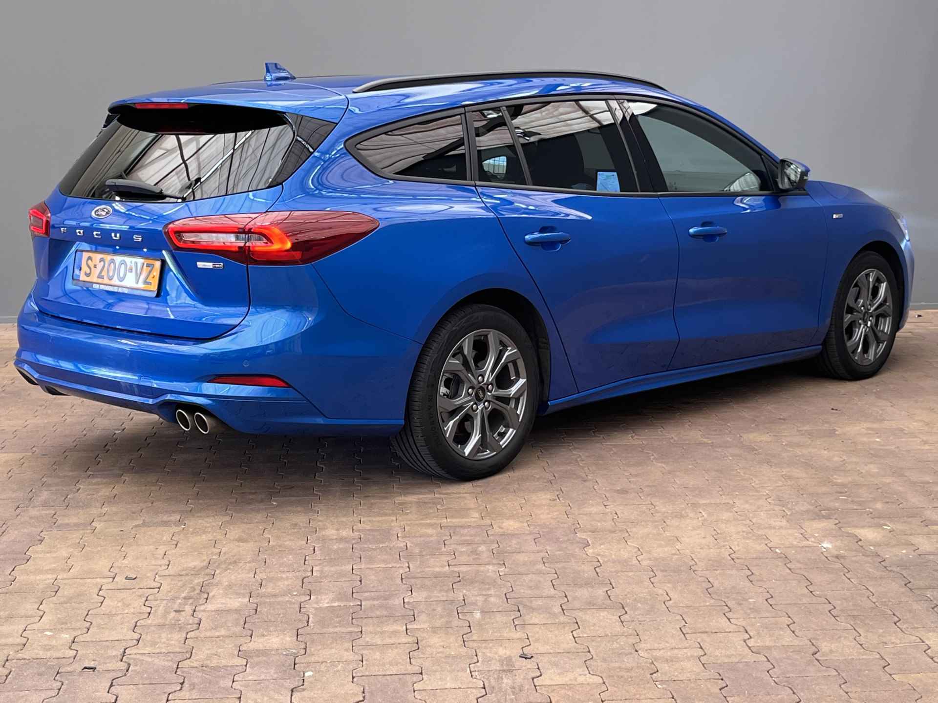 Ford FOCUS Wagon 1.0 EcoBoost Hybrid ST Line 124PK | Stuur- en Stoelverwarming | Navigatie | Parkeersensoren Voor + Achter | LED | Cruise | Airco - 3/32