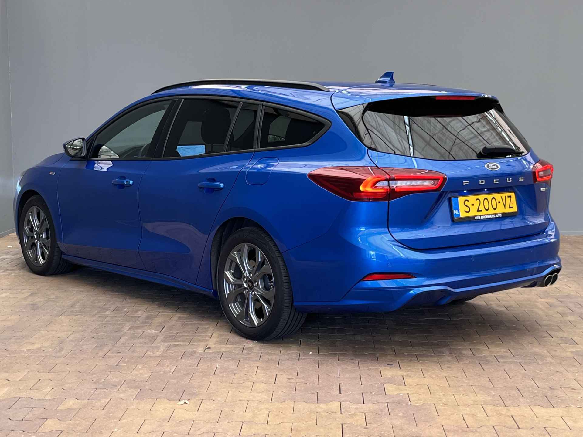 Ford FOCUS Wagon 1.0 EcoBoost Hybrid ST Line 124PK | Stuur- en Stoelverwarming | Navigatie | Parkeersensoren Voor + Achter | LED | Cruise | Airco - 9/32