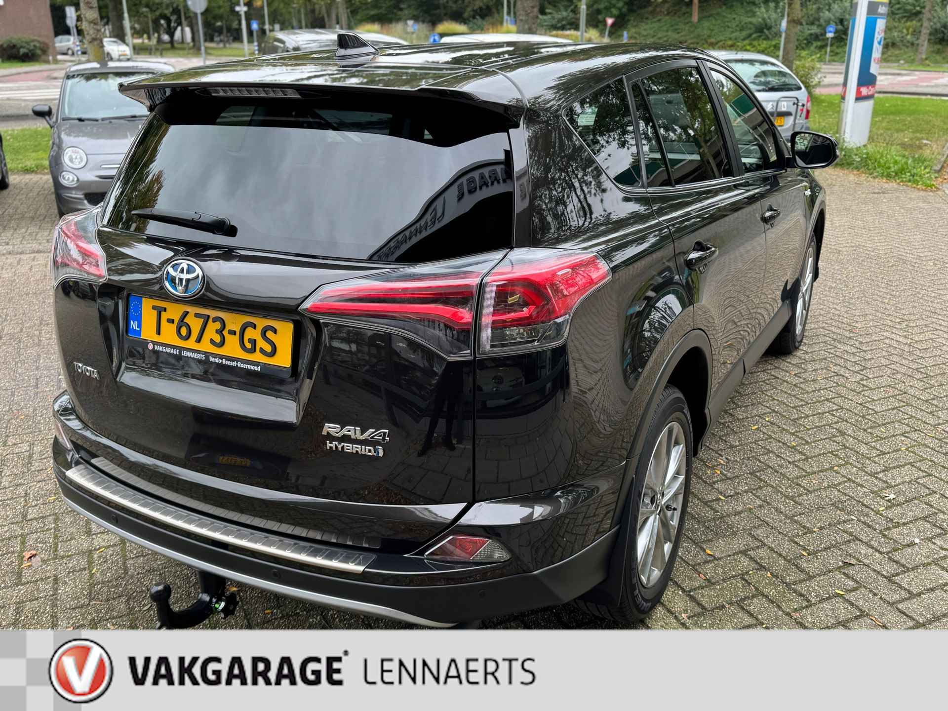 Toyota RAV4 2.5 Hybrid Dynamic (rijklaarprijs/12 mnd garantie) - 9/32