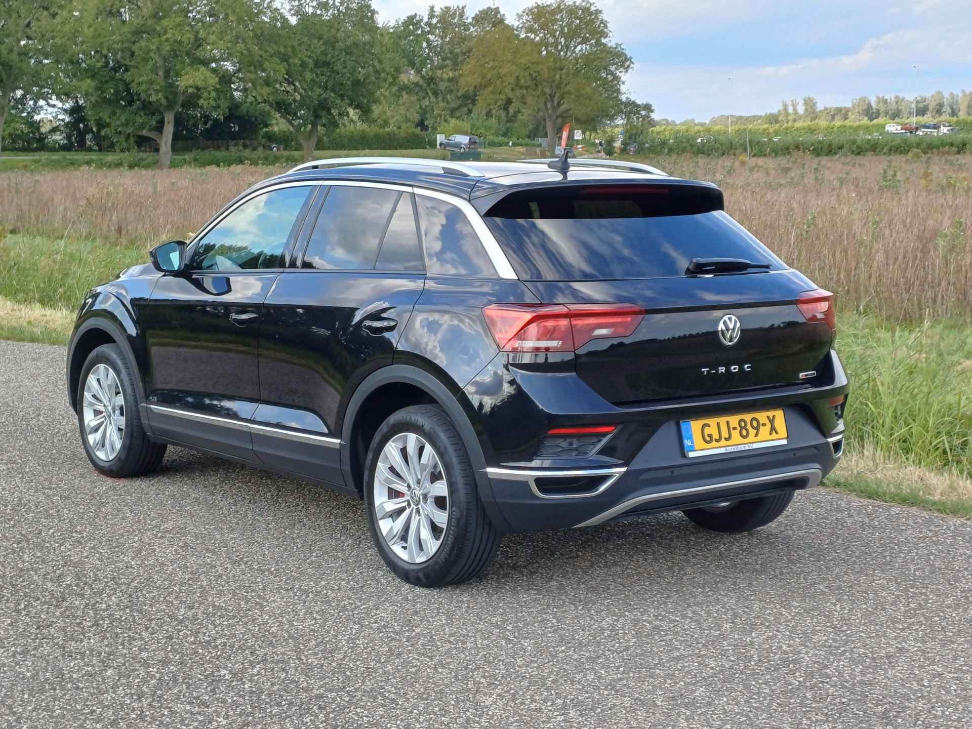 Volkswagen T-Roc 2.0 TSI 4Motion Sport /Mooie auto!/Clima/Led/Carplay/Navi/Camera/17 INCH/USB - 9/50