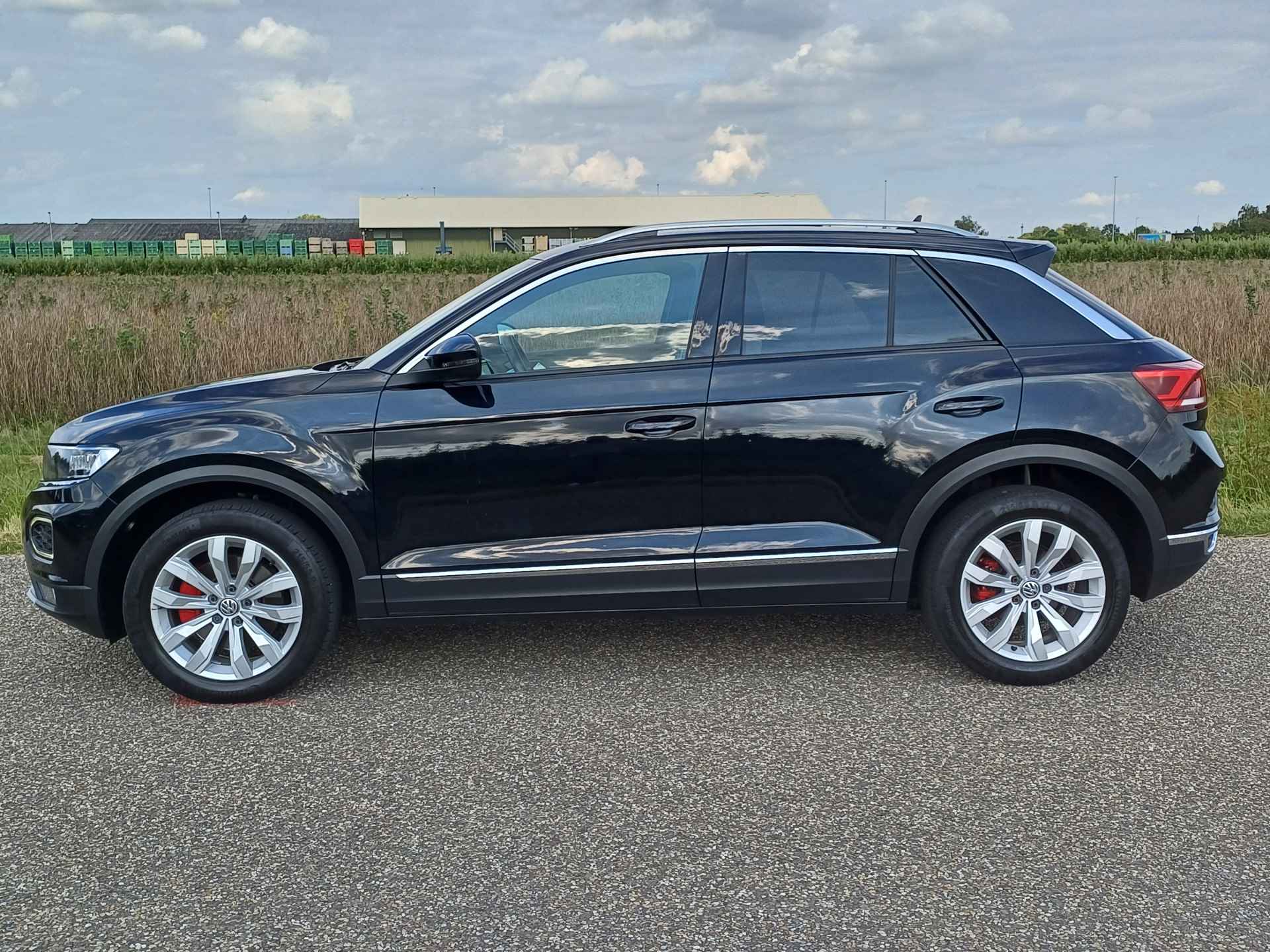 Volkswagen T-Roc 2.0 TSI 4Motion Sport /Mooie auto!/Clima/Led/Carplay/Navi/Camera/17 INCH/USB - 10/50