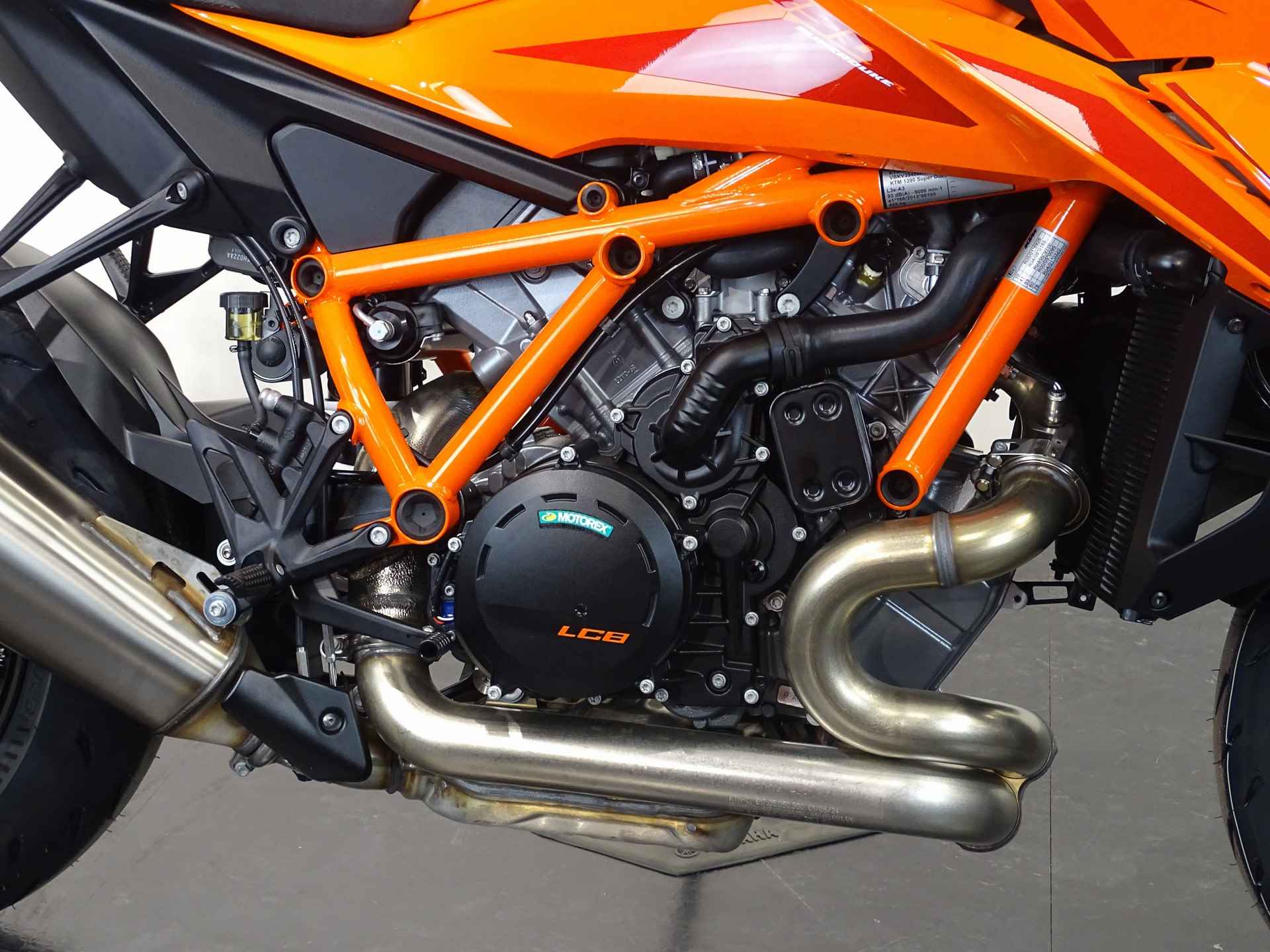 KTM 1390 SUPERDUKE R EVO - 4/12