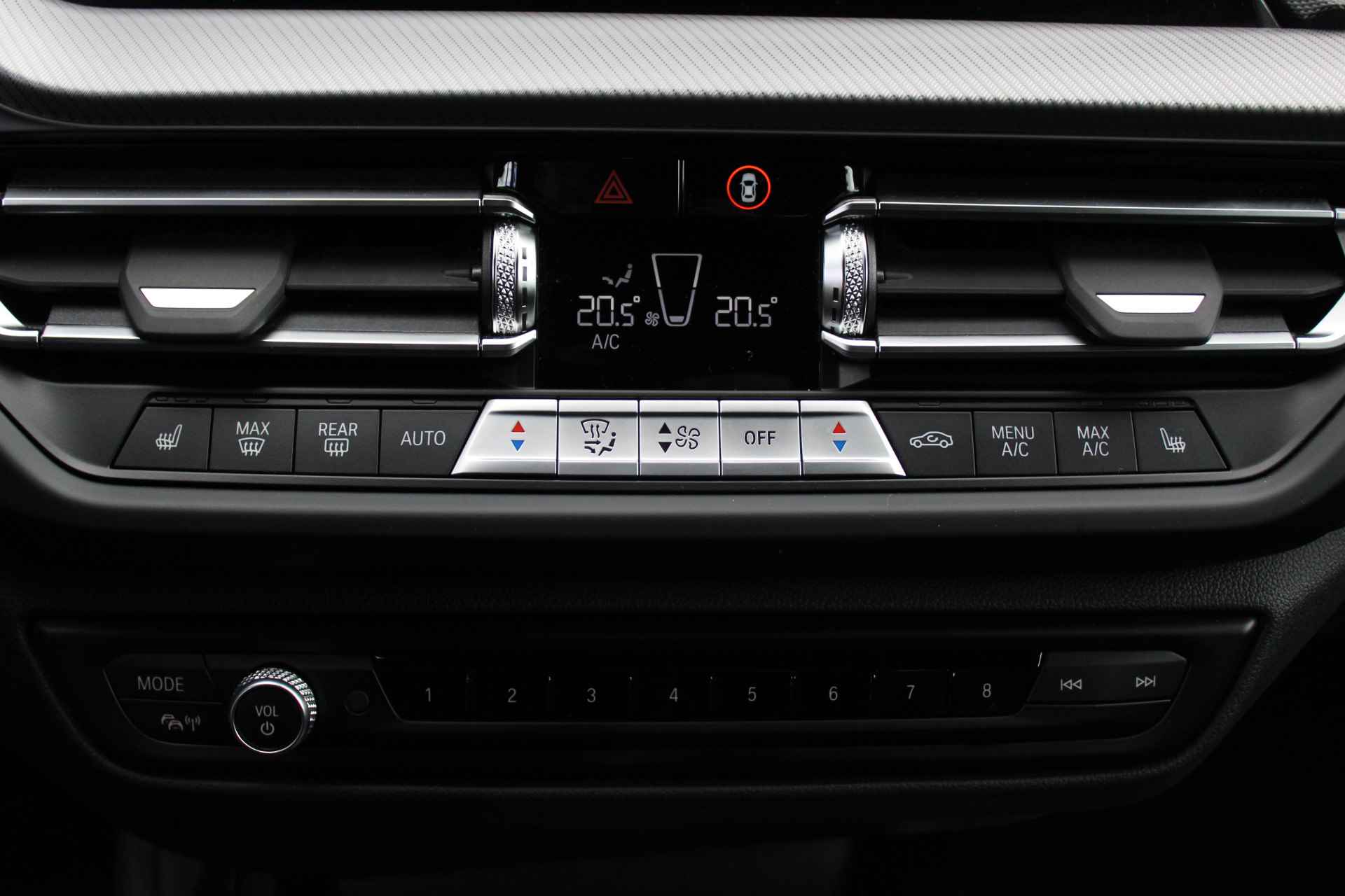 BMW 2 Serie Gran Coupé 218i High Executive M Sport Automaat / Sportstoelen / Adaptieve LED / Comfort Access / Head-Up / M Sportonderstel / Live Cockpit Professional - 23/27