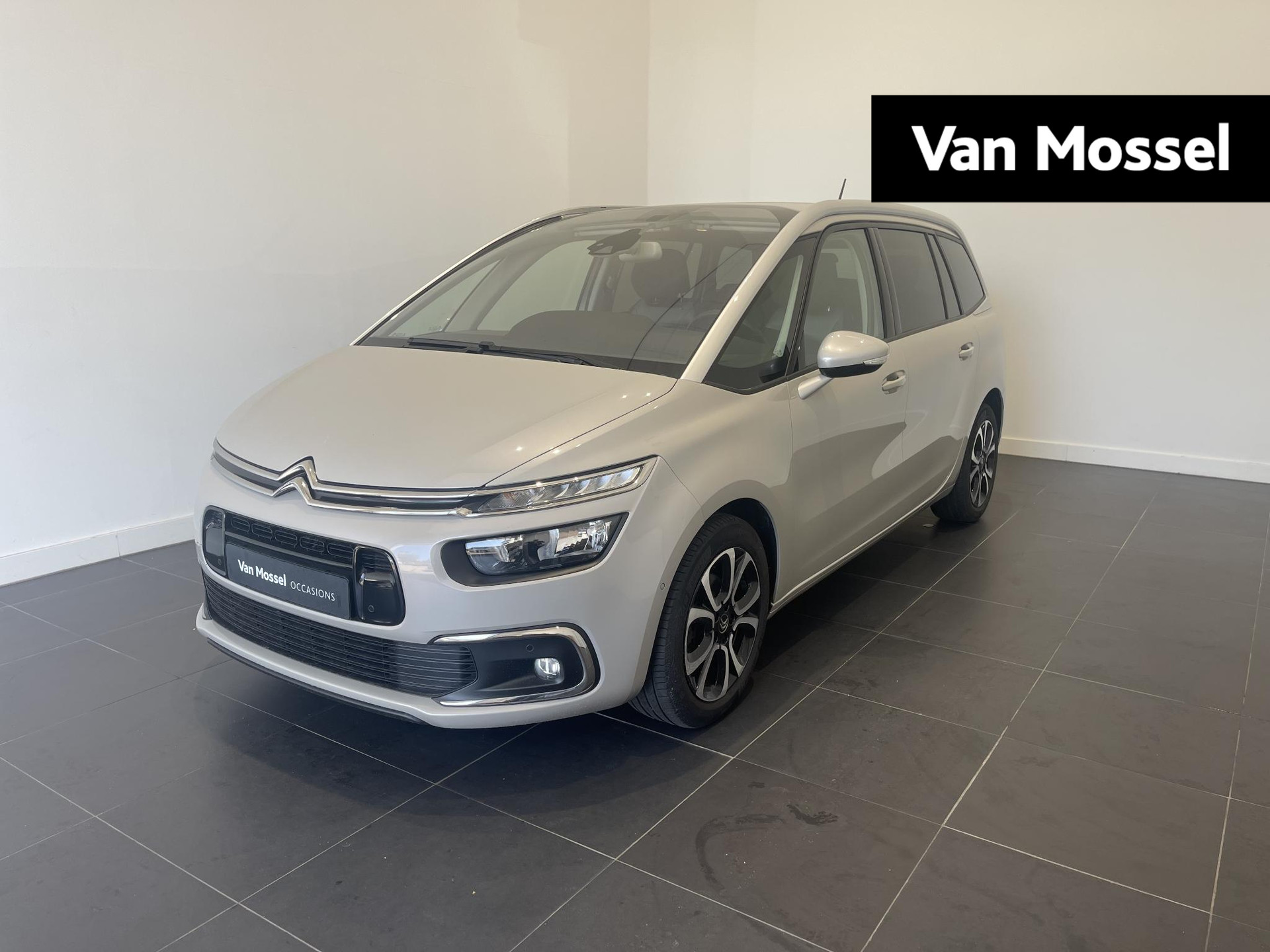 Citroen C4 SpaceTourer 1.2 PureTech Shine CAMERA | DAB | DODE HOEK DETECTIE | AUTOMATISCH INPARKEREN | MASSAGE STOELEN