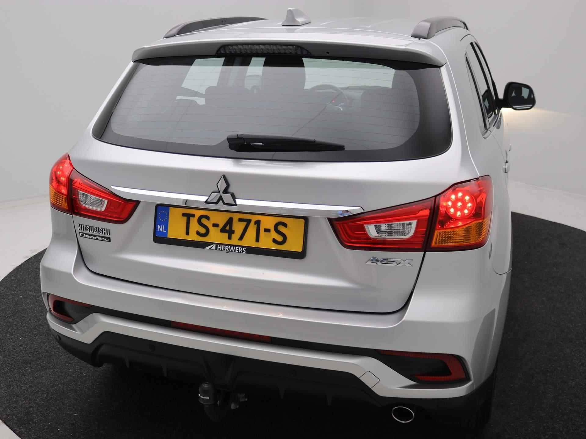 Mitsubishi ASX 1.6 Cleartec Bright+ / Trekhaak / Airco Climate Control / LMV / 1200KG Trekgewicht / Regen- en Lichtsensor / Parkeersensoren achter / - 48/50