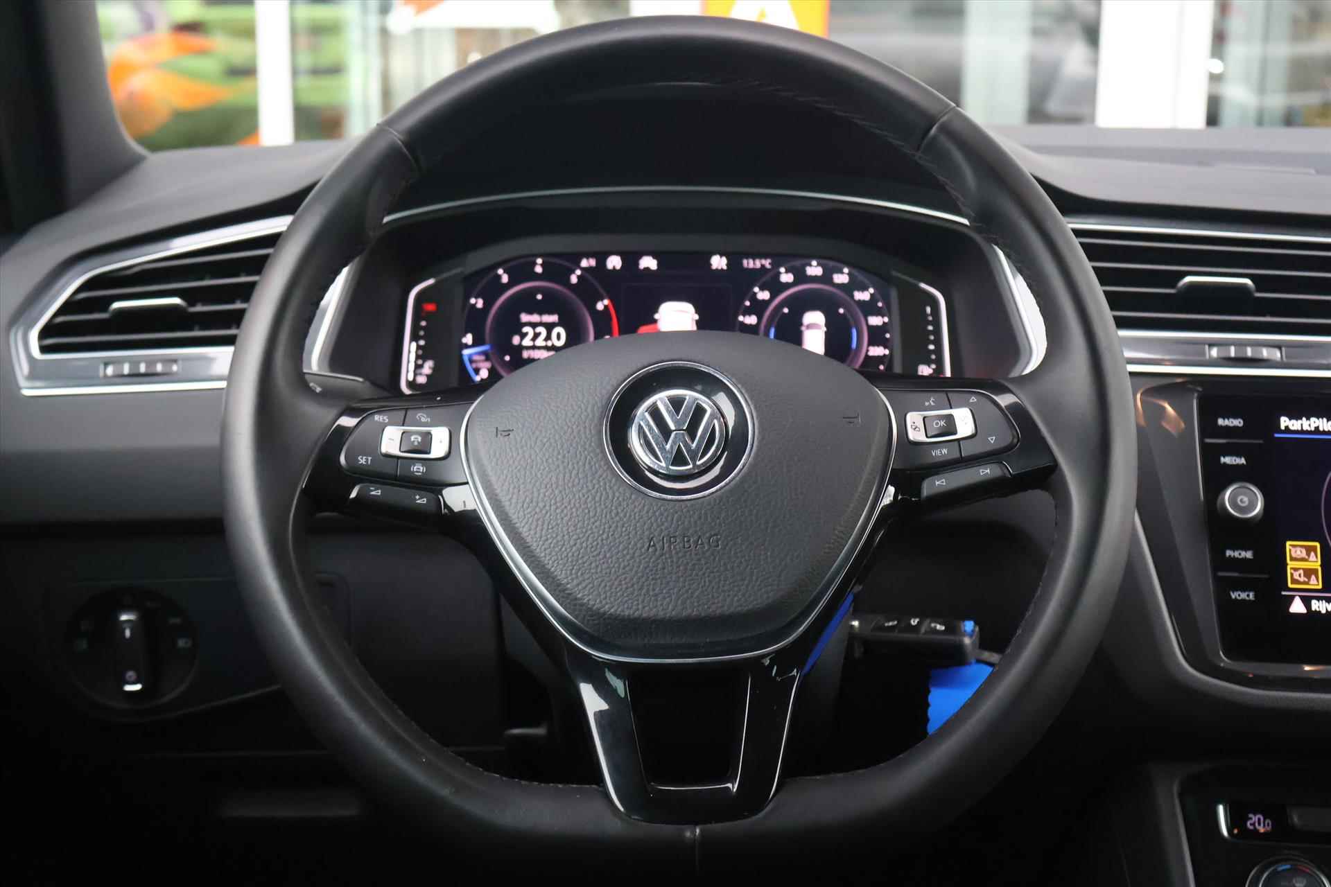 Volkswagen Tiguan 1.5 TSI R-LINE 130PK I Virtual Cockpit I Navi I Climate I Cruise I 1e eigenaar - 28/58
