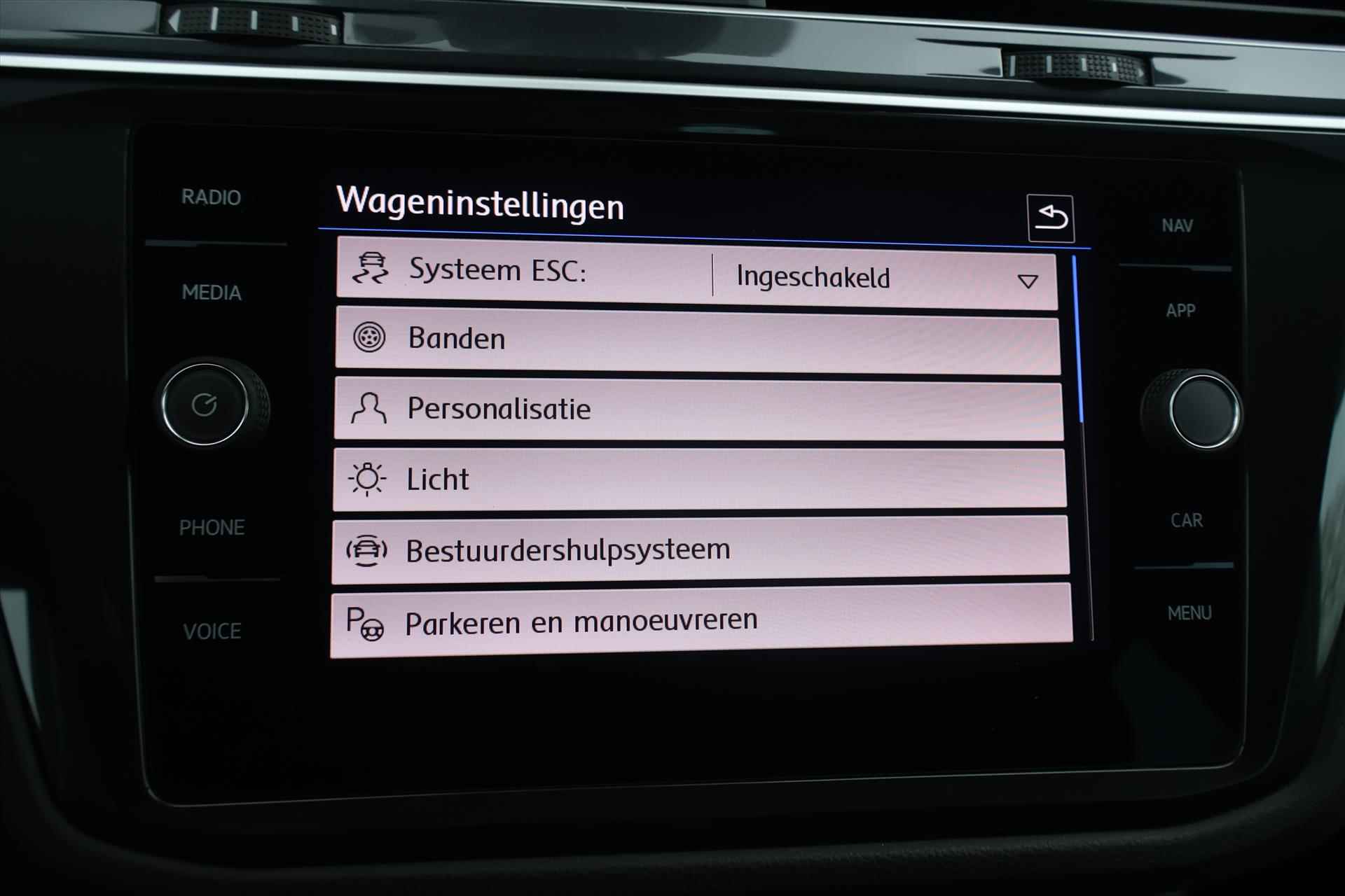 Volkswagen Tiguan 1.5 TSI R-LINE 130PK I Virtual Cockpit I Navi I Climate I Cruise I 1e eigenaar - 40/58