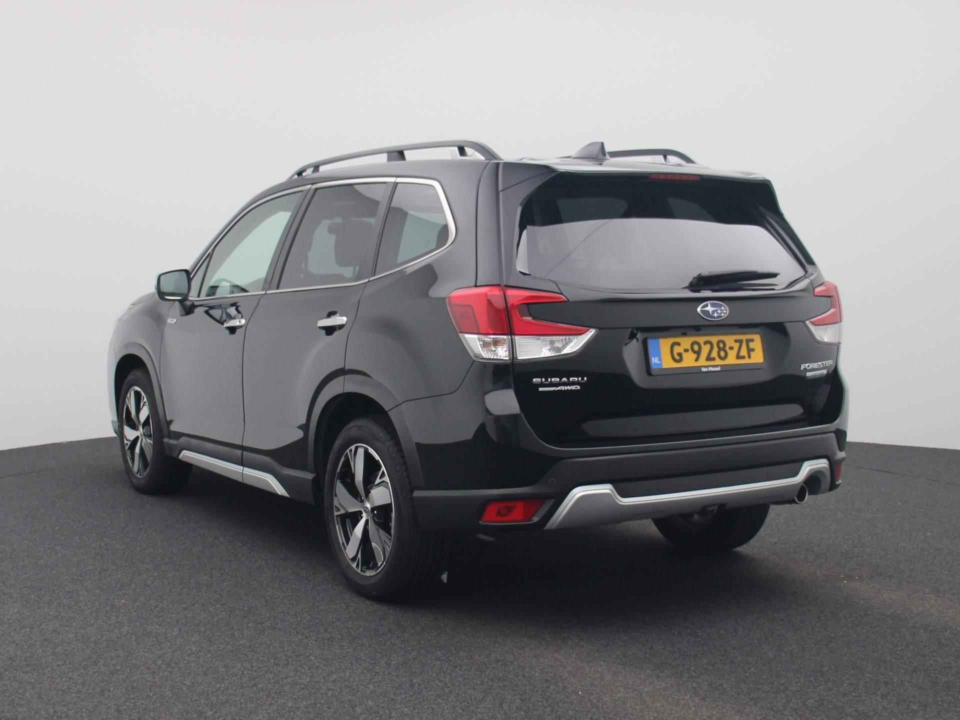 Subaru Forester 2.0i e-BOXER First Edition | Automaat | Panoramadak | Climate control | Navigatie | Leder | Memory seats | LMV | Schuifdak | Parkeer sensoren | LED | Camera | Stoel/Stuur verwarming | Trekhaak - 3/44