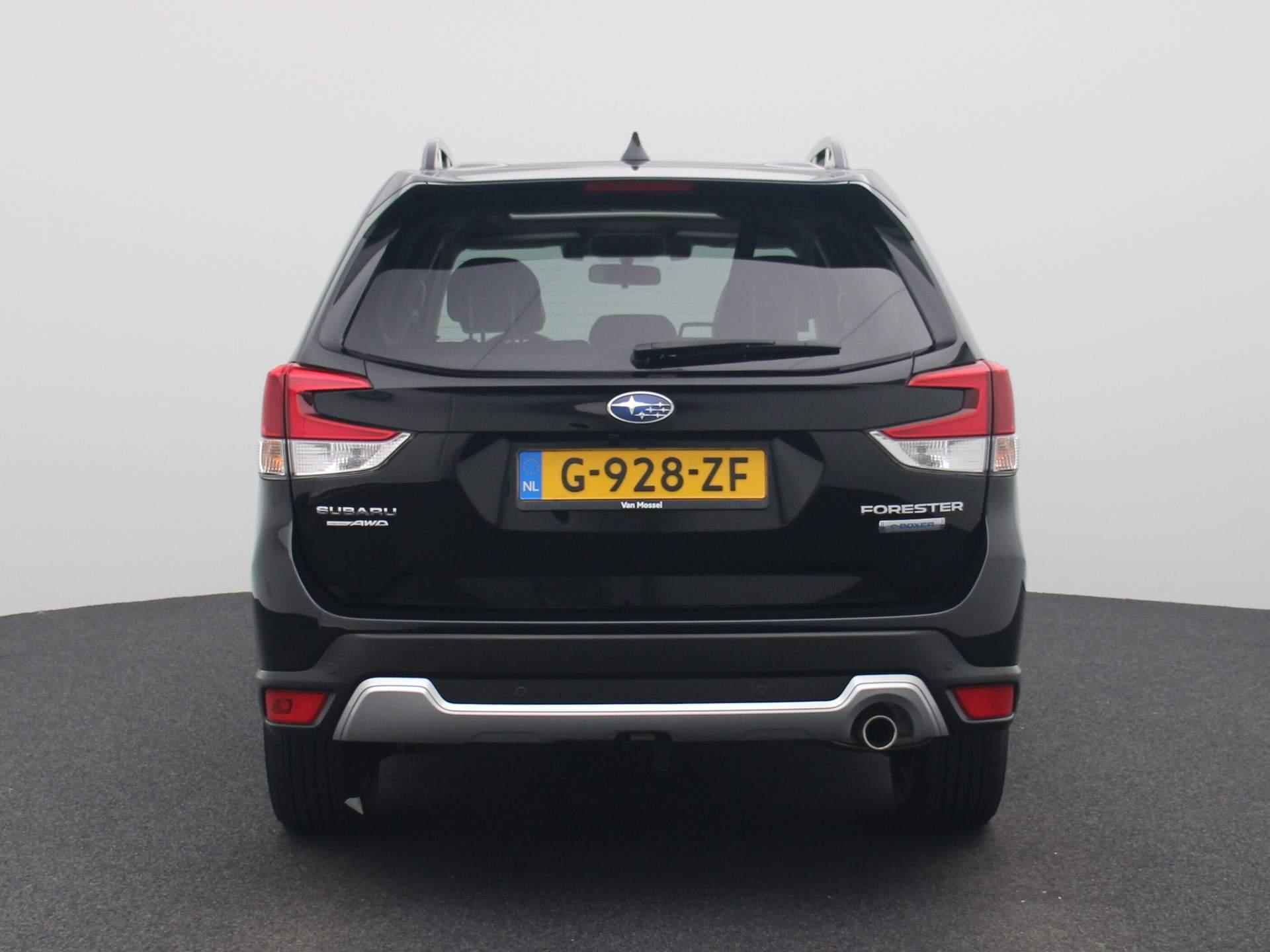 Subaru Forester 2.0i e-BOXER First Edition | Automaat | Panoramadak | Climate control | Navigatie | Leder | Memory seats | LMV | Schuifdak | Parkeer sensoren | LED | Camera | Stoel/Stuur verwarming | Trekhaak - 6/44