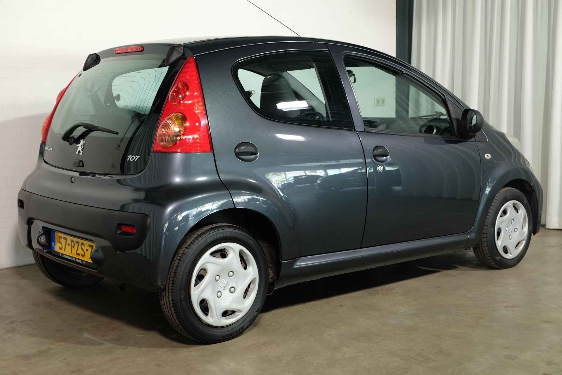 Peugeot 107 1.0-12V XR - 12/17