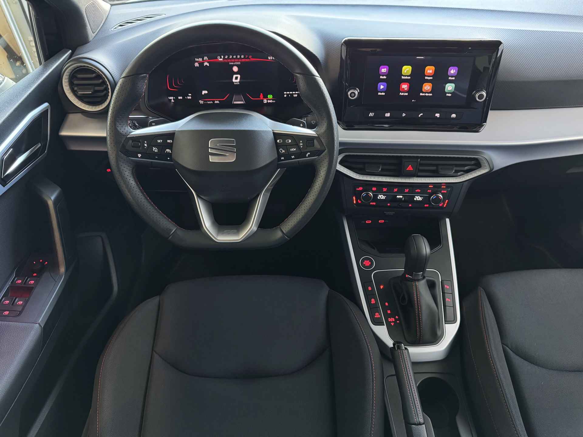 SEAT Arona TSI FR BI-COLOR 115PK LED VIR.COCKPIT CAMERA ADAP.CRUISE 17''LMV 08/2024 10x Seat Arona op voorraad - 18/73