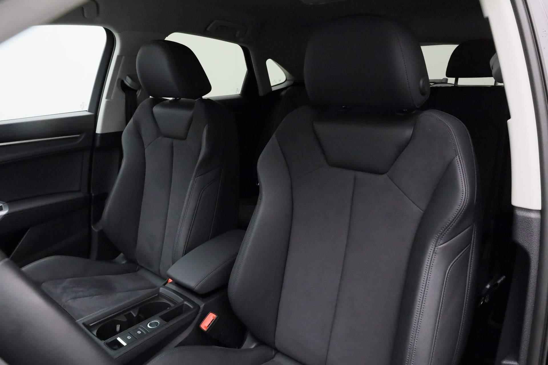 Audi Q3 Sportback 35 TFSI 150PK S-tronic Advanced Edition / S-Line | Navi | Camera | Stoelverwarming | Cruise - 12/43