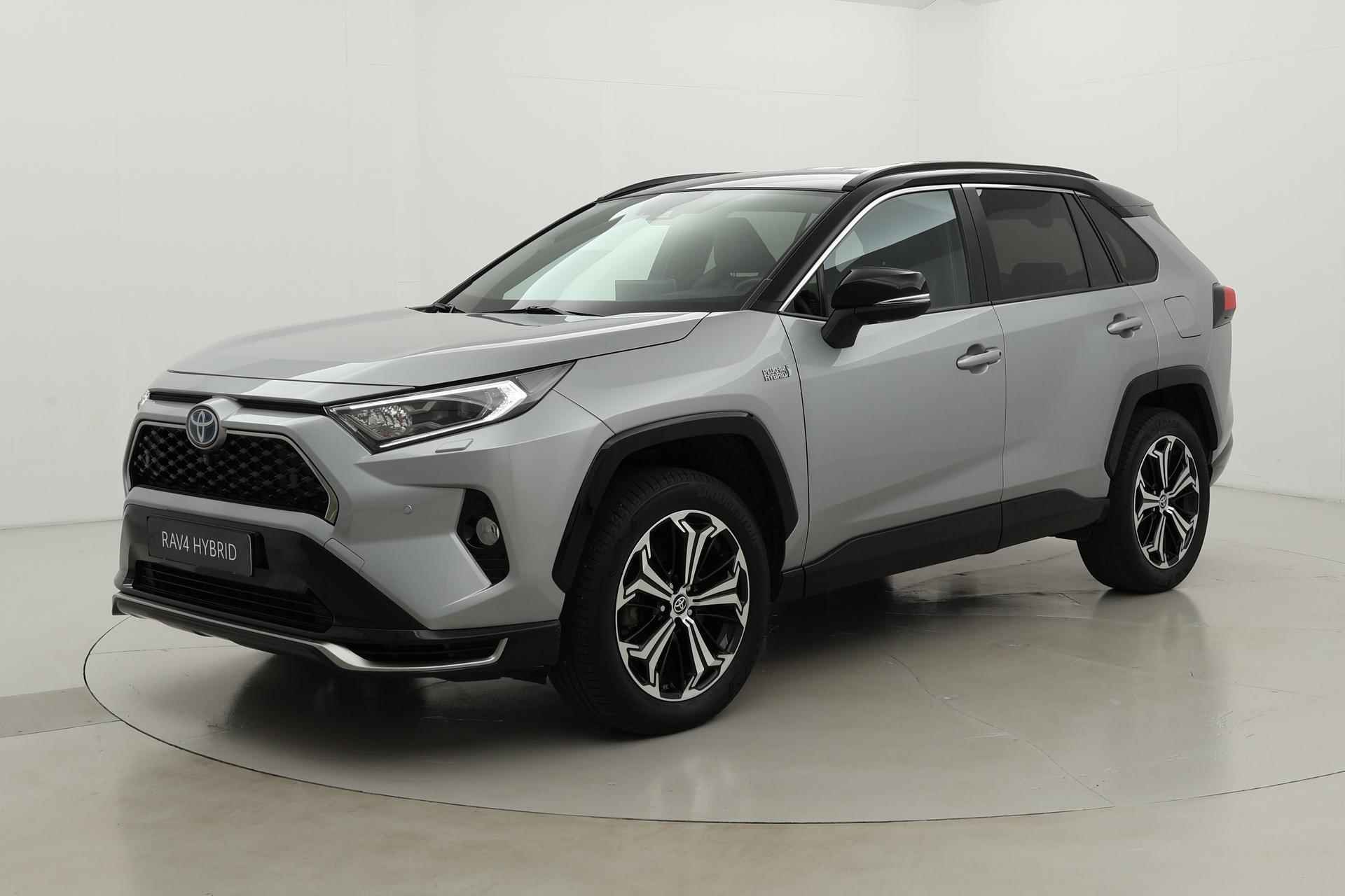 Toyota RAV4 2.5 Plug-in Hybrid AWD Bi-Tone Plus | Trekhaak | 360 camera | Leder | Head-up display