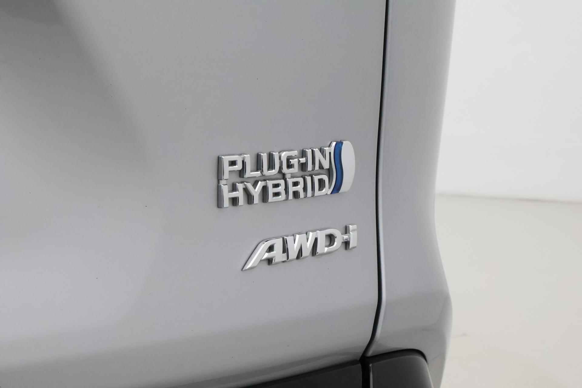 Toyota RAV4 2.5 Plug-in Hybrid AWD Bi-Tone Plus | Trekhaak | 360 camera | Leder | Head-up display - 16/48