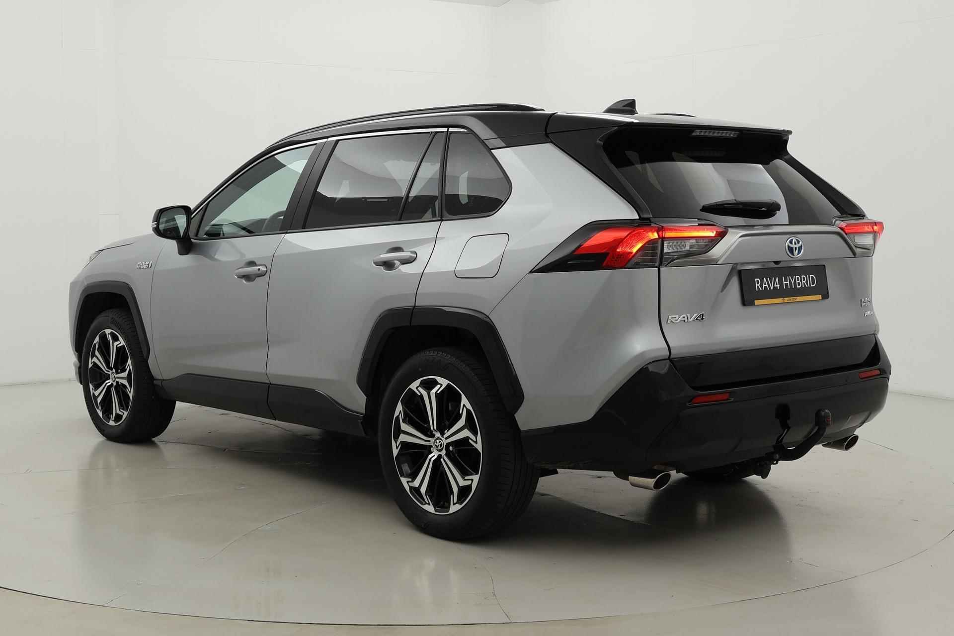 Toyota RAV4 2.5 Plug-in Hybrid AWD Bi-Tone Plus | Trekhaak | 360 camera | Leder | Head-up display - 38/48