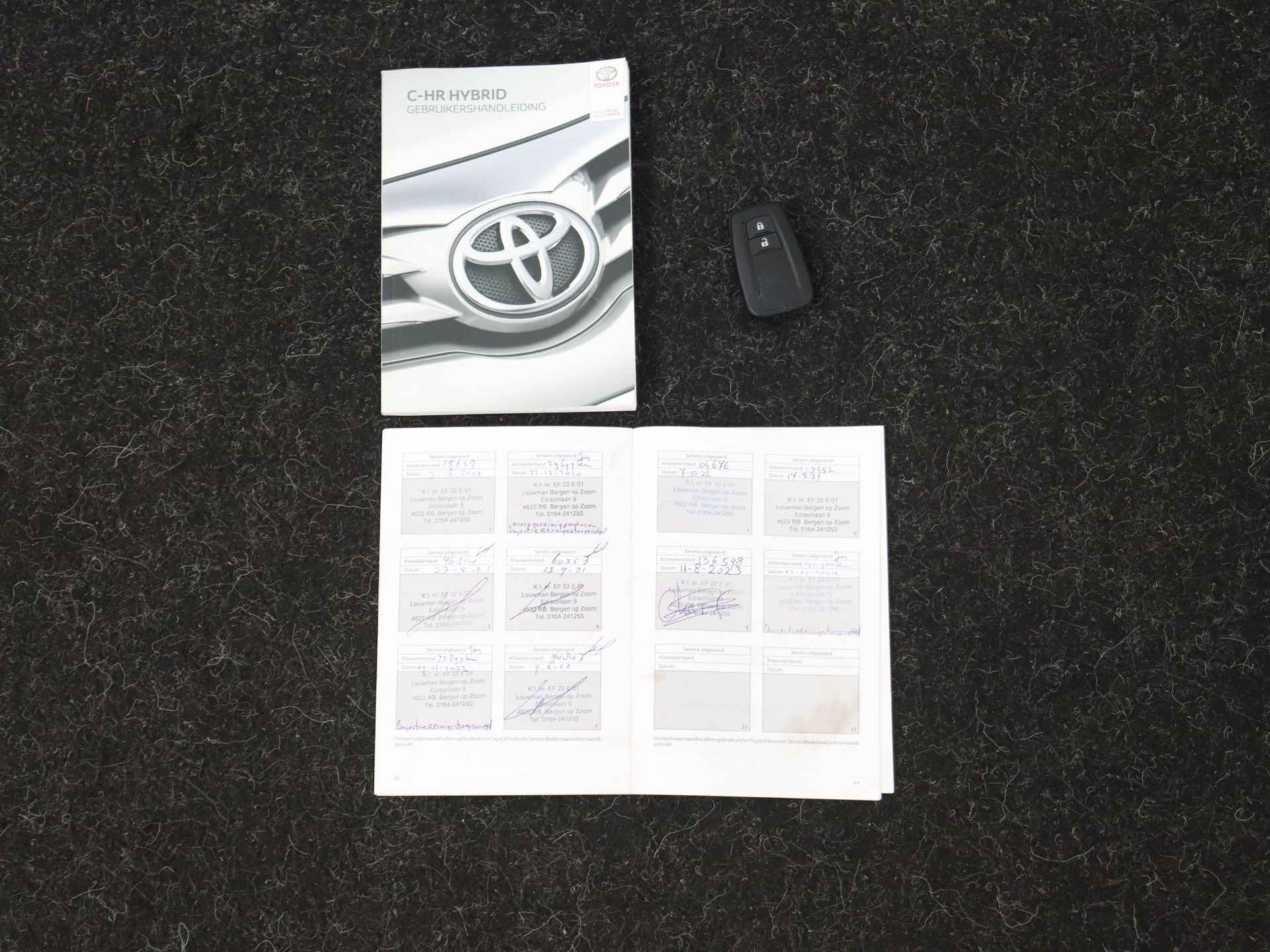 Toyota C-HR 1.8 Hybrid Executive | 1e Eigenaar | - 13/44