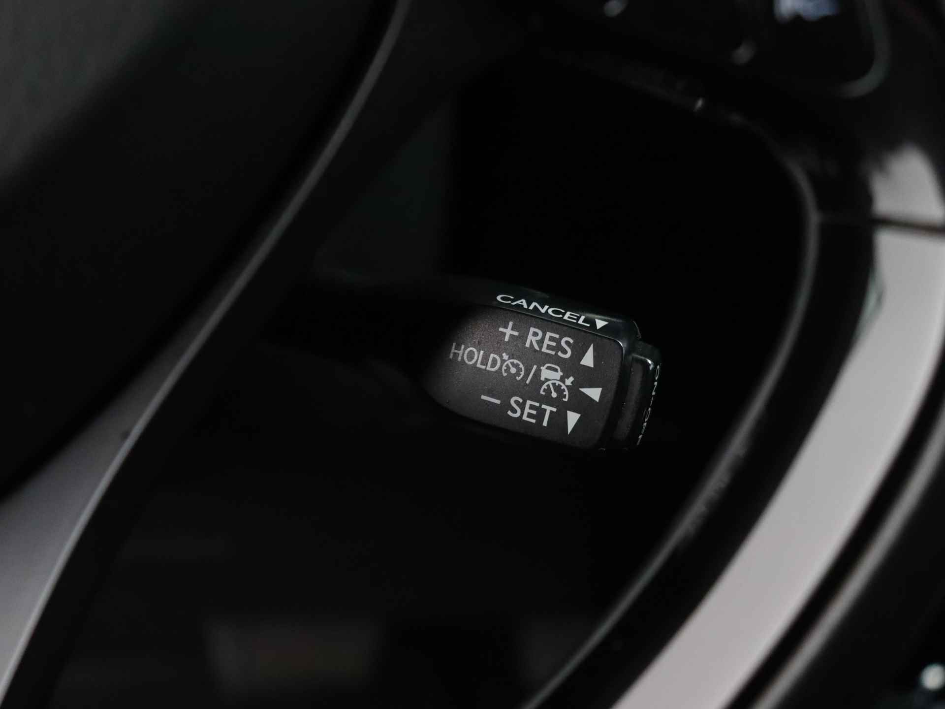 Toyota C-HR 1.8 Hybrid Executive | 1e Eigenaar | - 25/44