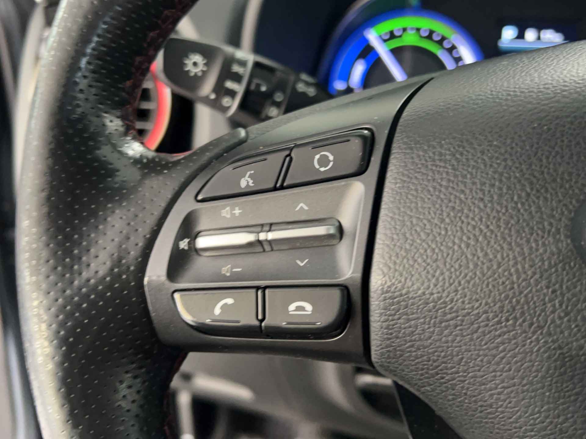 Hyundai KONA 1.6 GDI HEV Premium | leder | navi | stoel/stuurverwarmbaar | krell audio! - 23/39