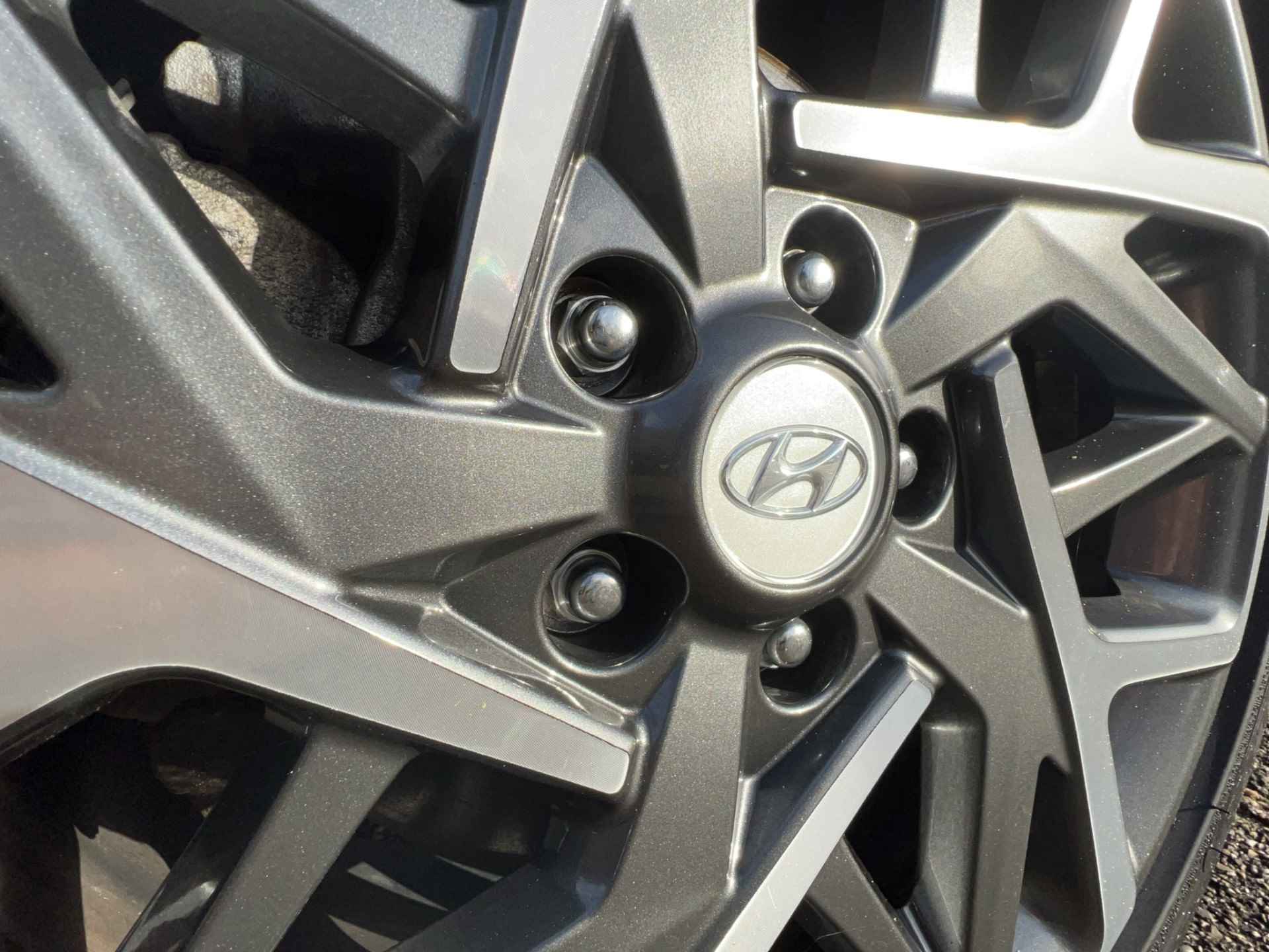 Hyundai KONA 1.6 GDI HEV Premium | leder | navi | stoel/stuurverwarmbaar | krell audio! - 34/39