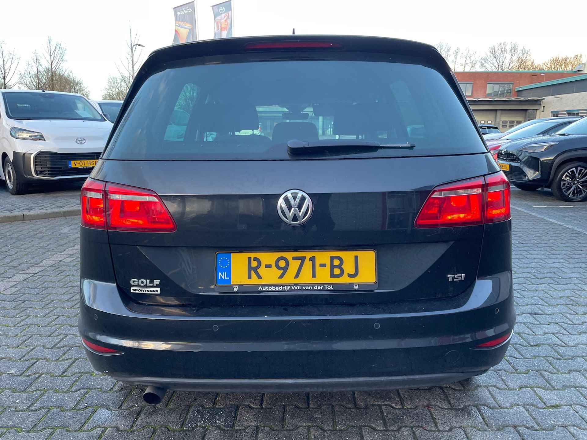 Volkswagen Golf Sportsvan 1.2 TSI HIGHLINE DSG Carplay/Android | Stoelverwarming | Adaptive Cruise - 4/16