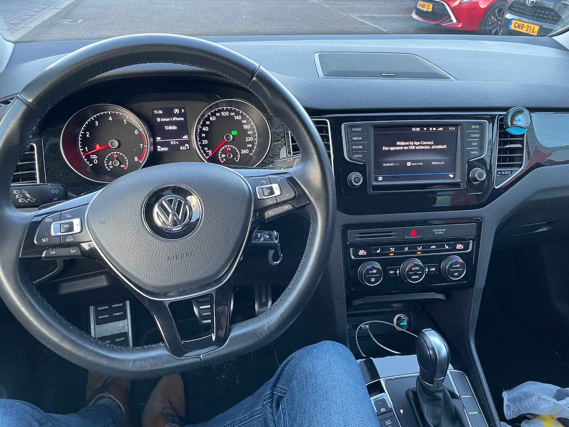 Volkswagen Golf Sportsvan 1.2 TSI HIGHLINE DSG Carplay/Android | Stoelverwarming | Adaptive Cruise - 9/16