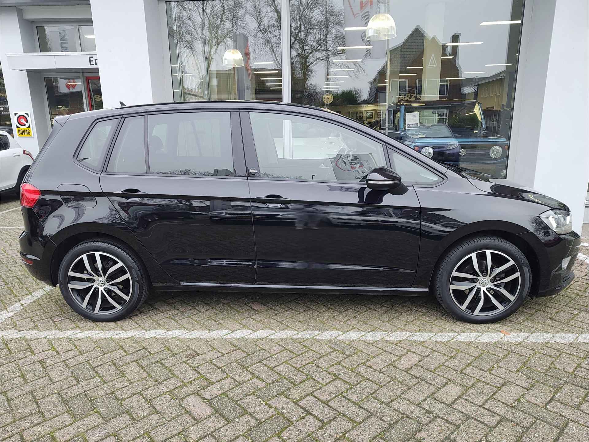 Volkswagen Golf Sportsvan 1.2 TSI CONNECTED SERIES DSG Carplay/Android | Stoelverwarming | Adaptive Cruise - 7/40