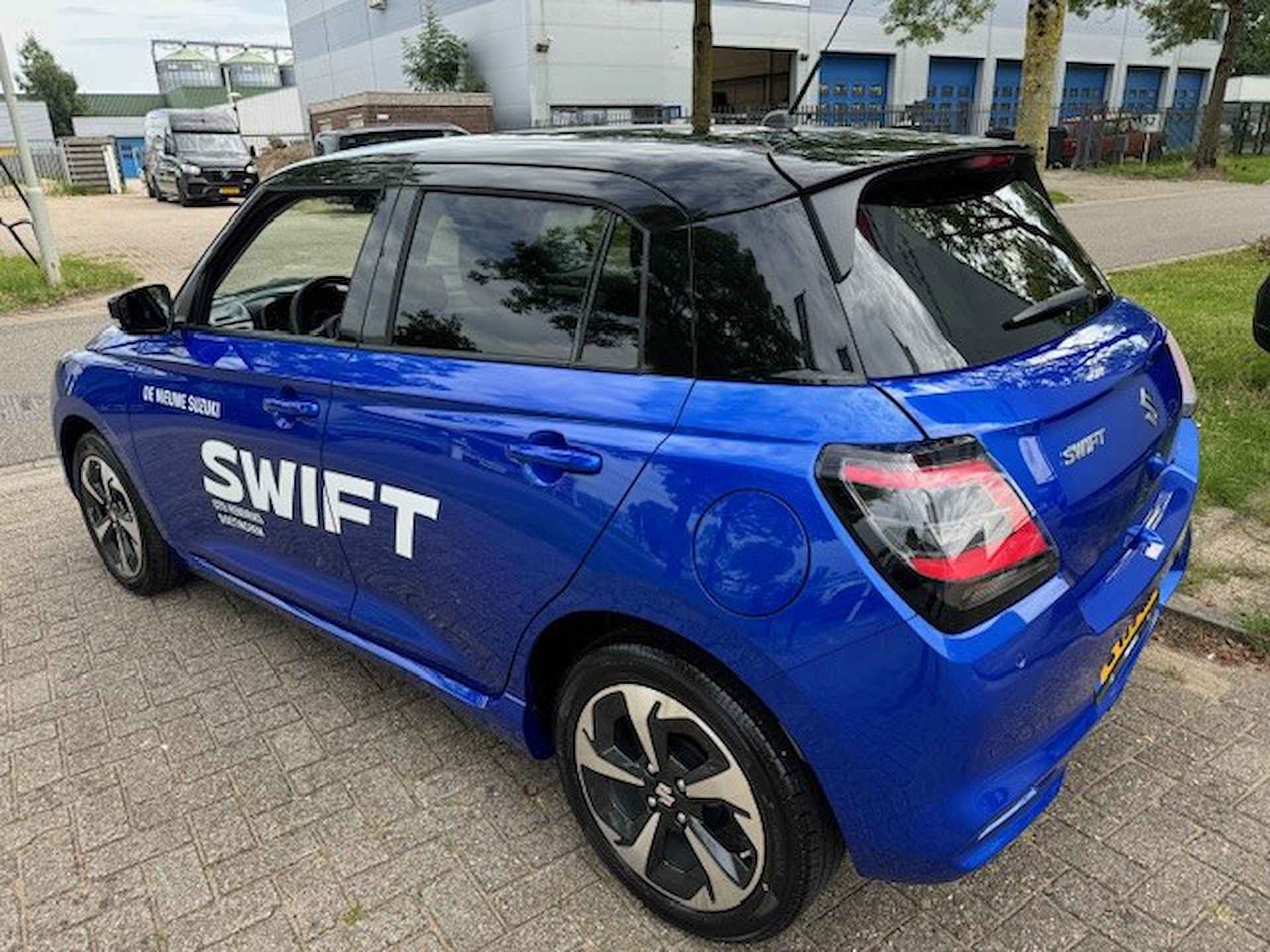 Suzuki Swift New 1.2 Smart Hybrid 83pk Style - 9/35