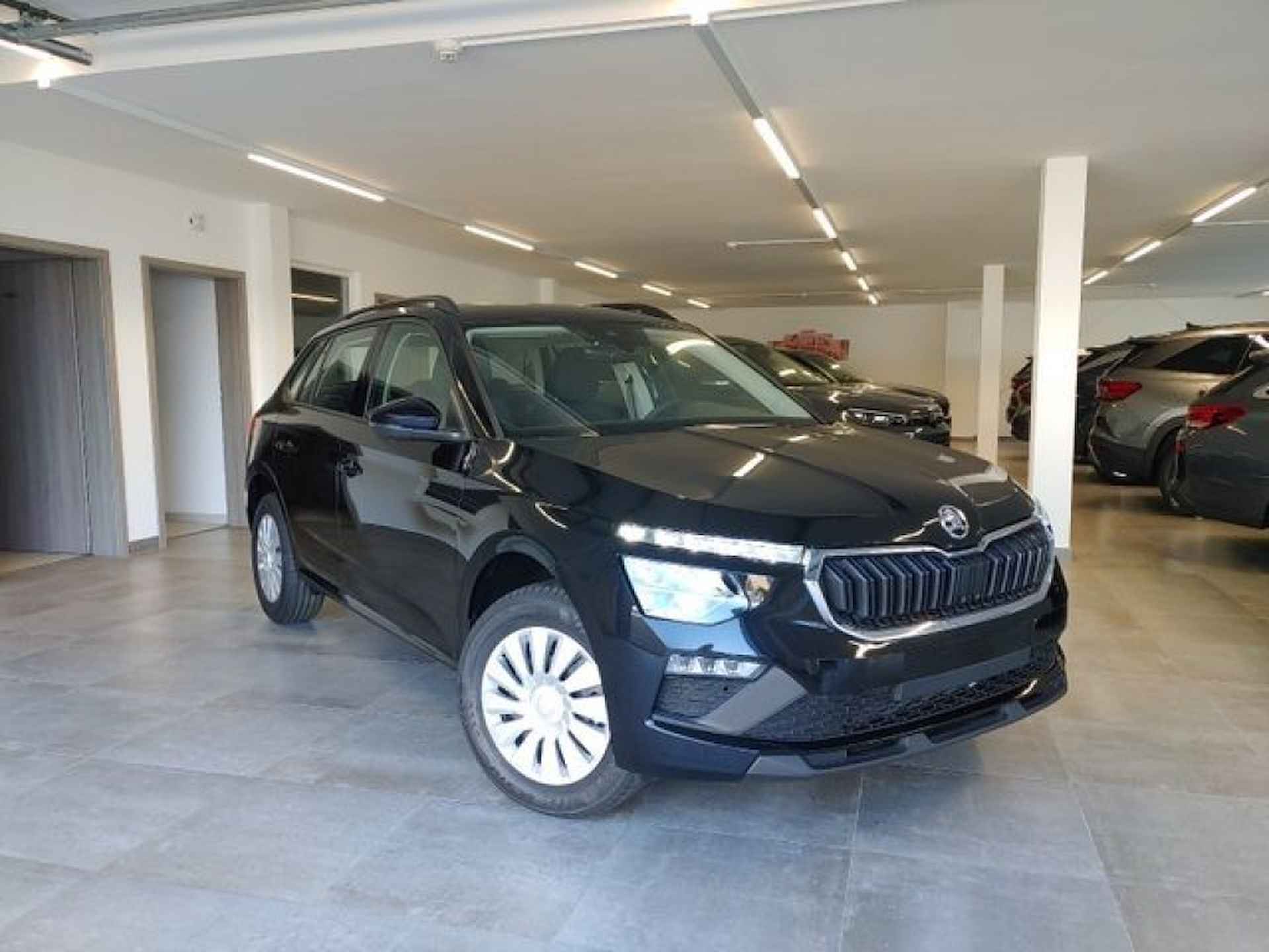 SKODA Kamiq 1.0 TSI DSG DRIVE CARPLAY/STOELVERW/PDC - 2/17