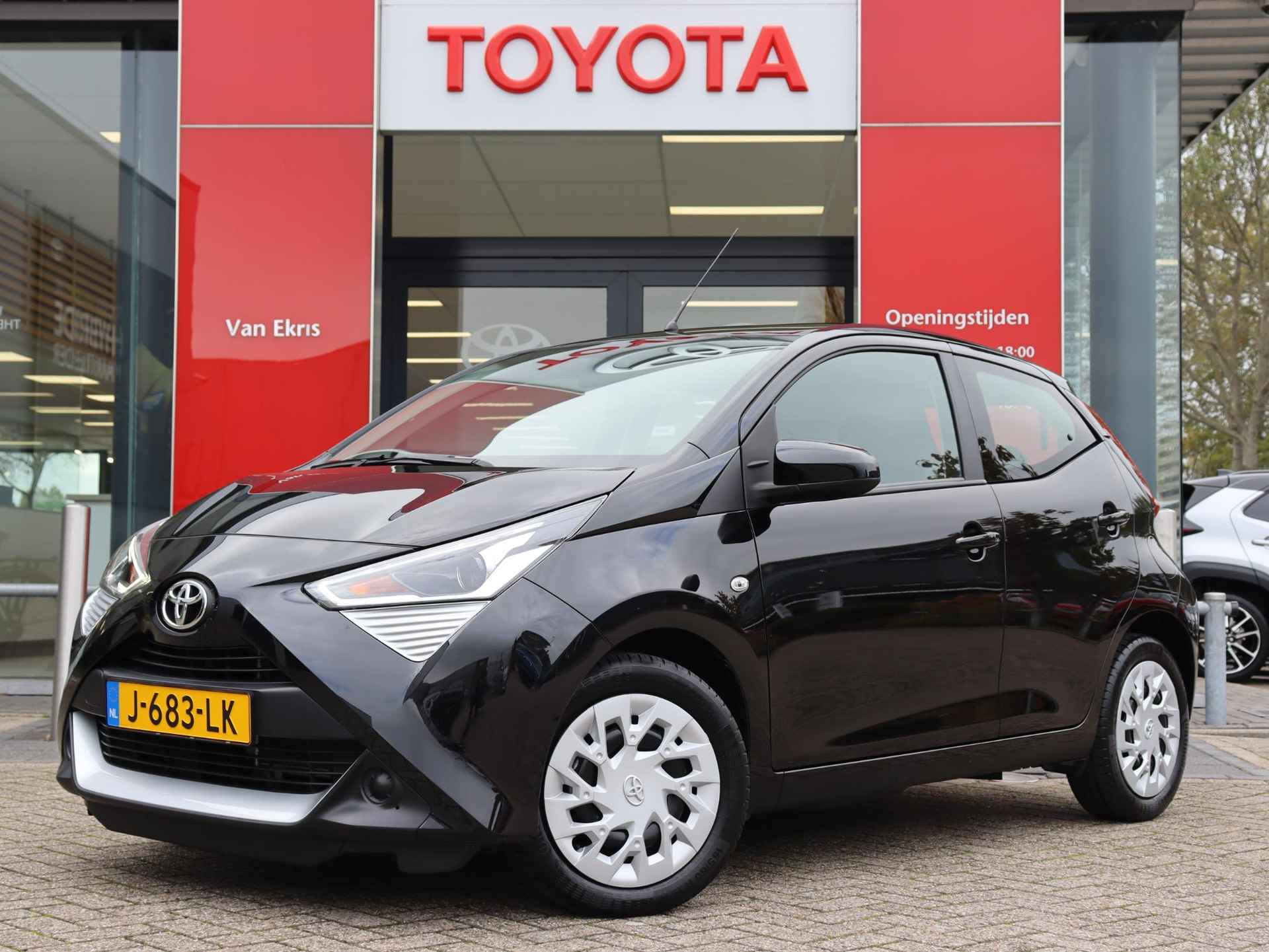 Toyota Aygo 1.0 VVT-i X-Play , Android auto, Apple Carplay - 2/34