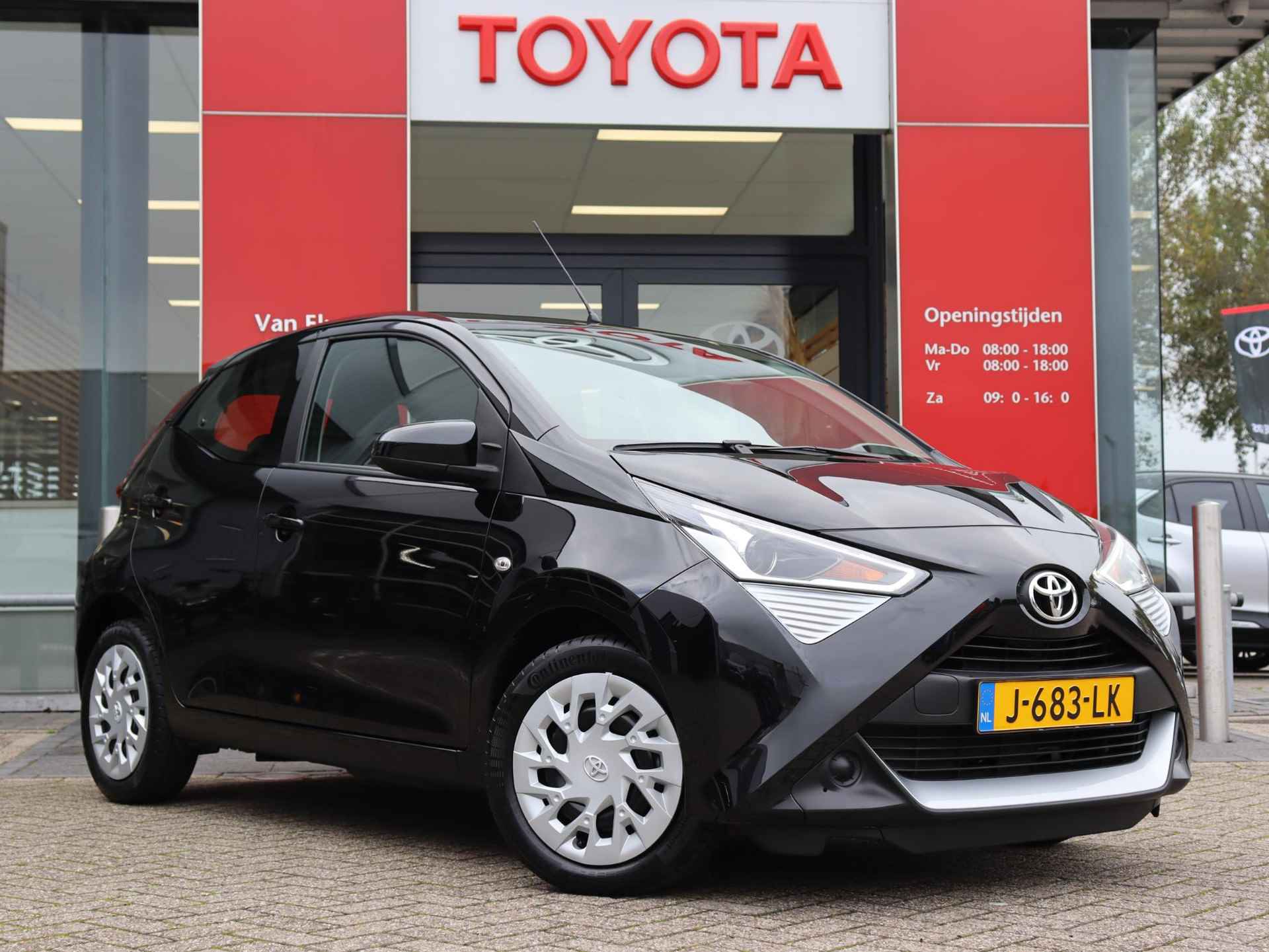 Toyota Aygo 1.0 VVT-i X-Play , Android auto, Apple Carplay - 3/34