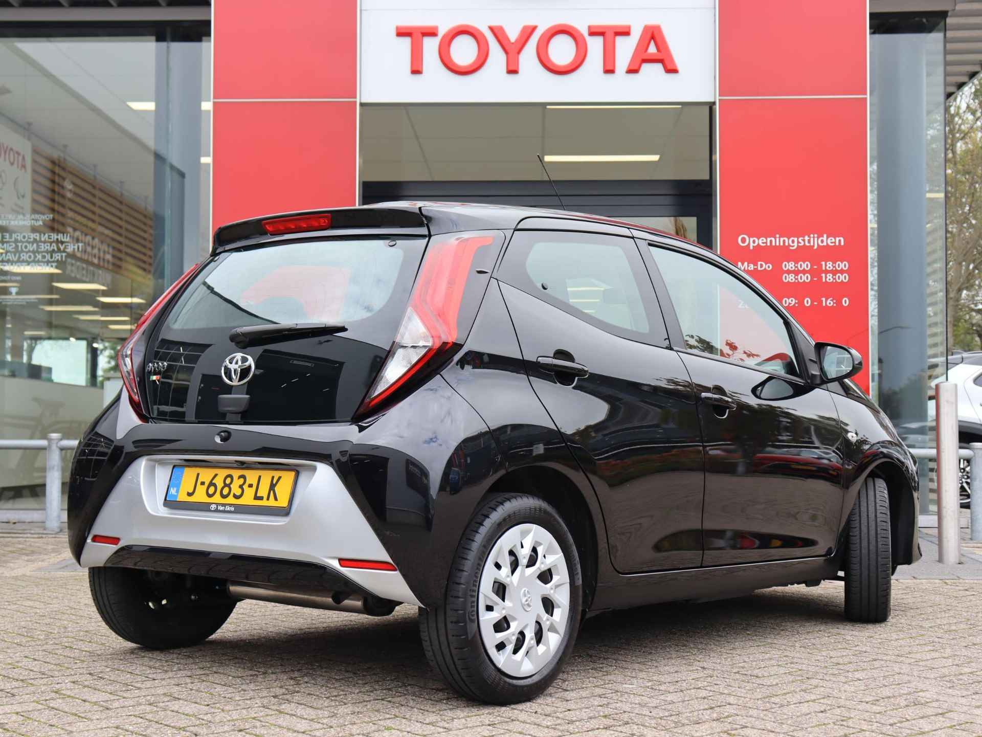 Toyota Aygo 1.0 VVT-i X-Play , Android auto, Apple Carplay - 4/34